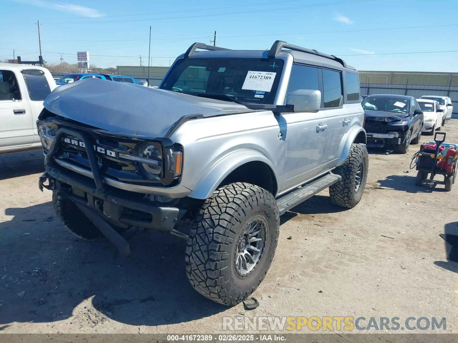 2 fotografías del automóvil dañado 1FMEE8BP9RLA09450 FORD BRONCO 2024