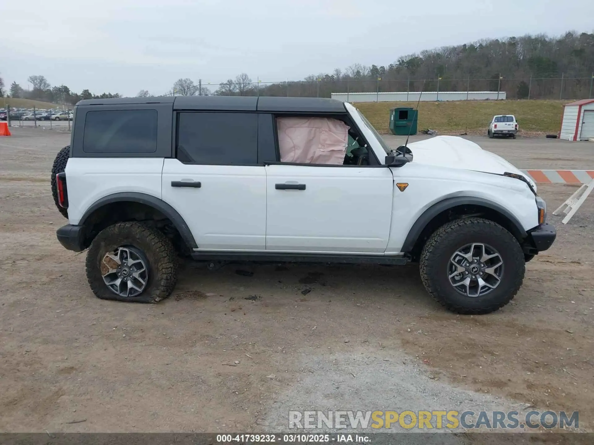 13 fotografías del automóvil dañado 1FMEE9BP1RLA93737 FORD BRONCO 2024