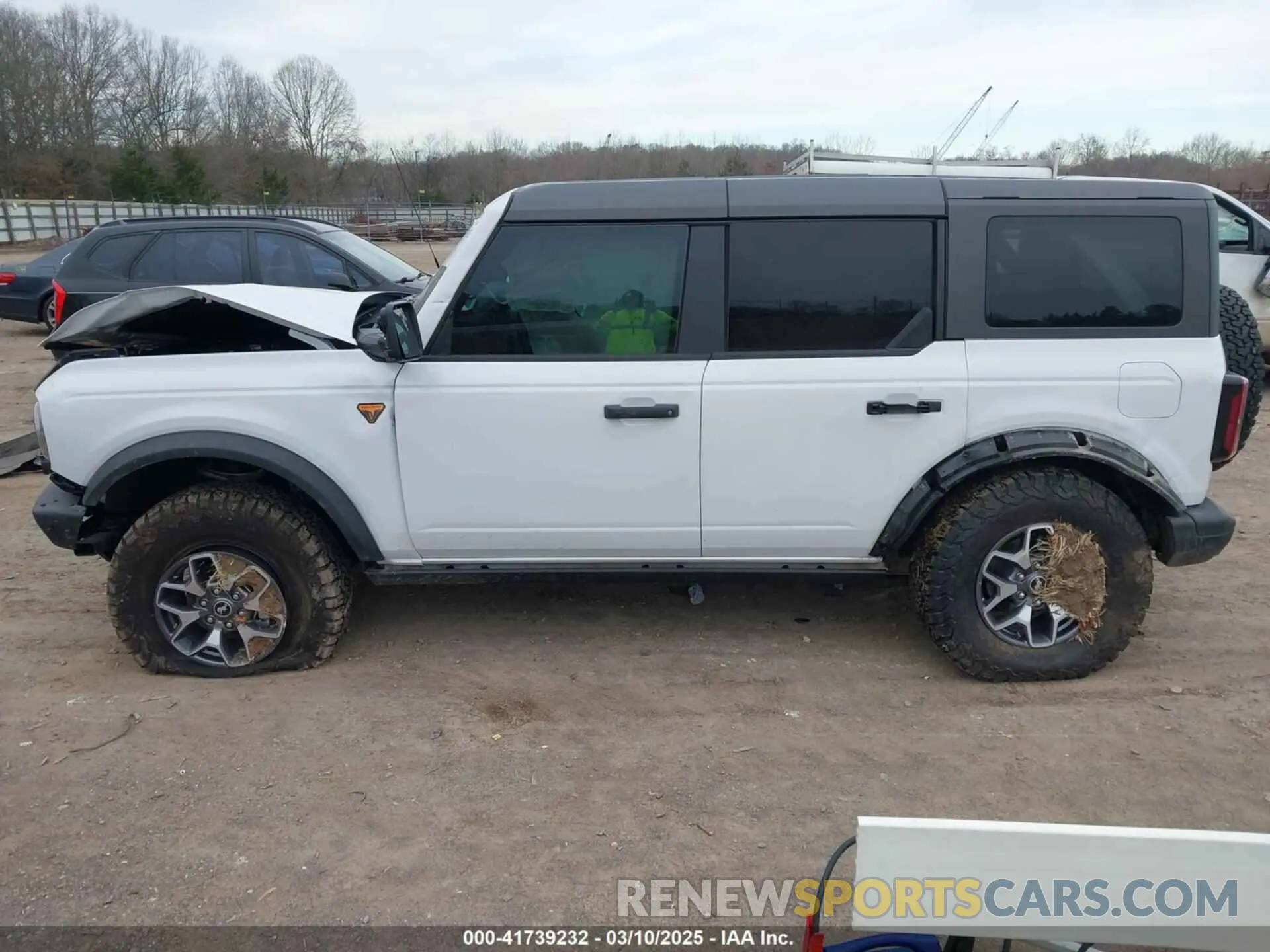 14 fotografías del automóvil dañado 1FMEE9BP1RLA93737 FORD BRONCO 2024