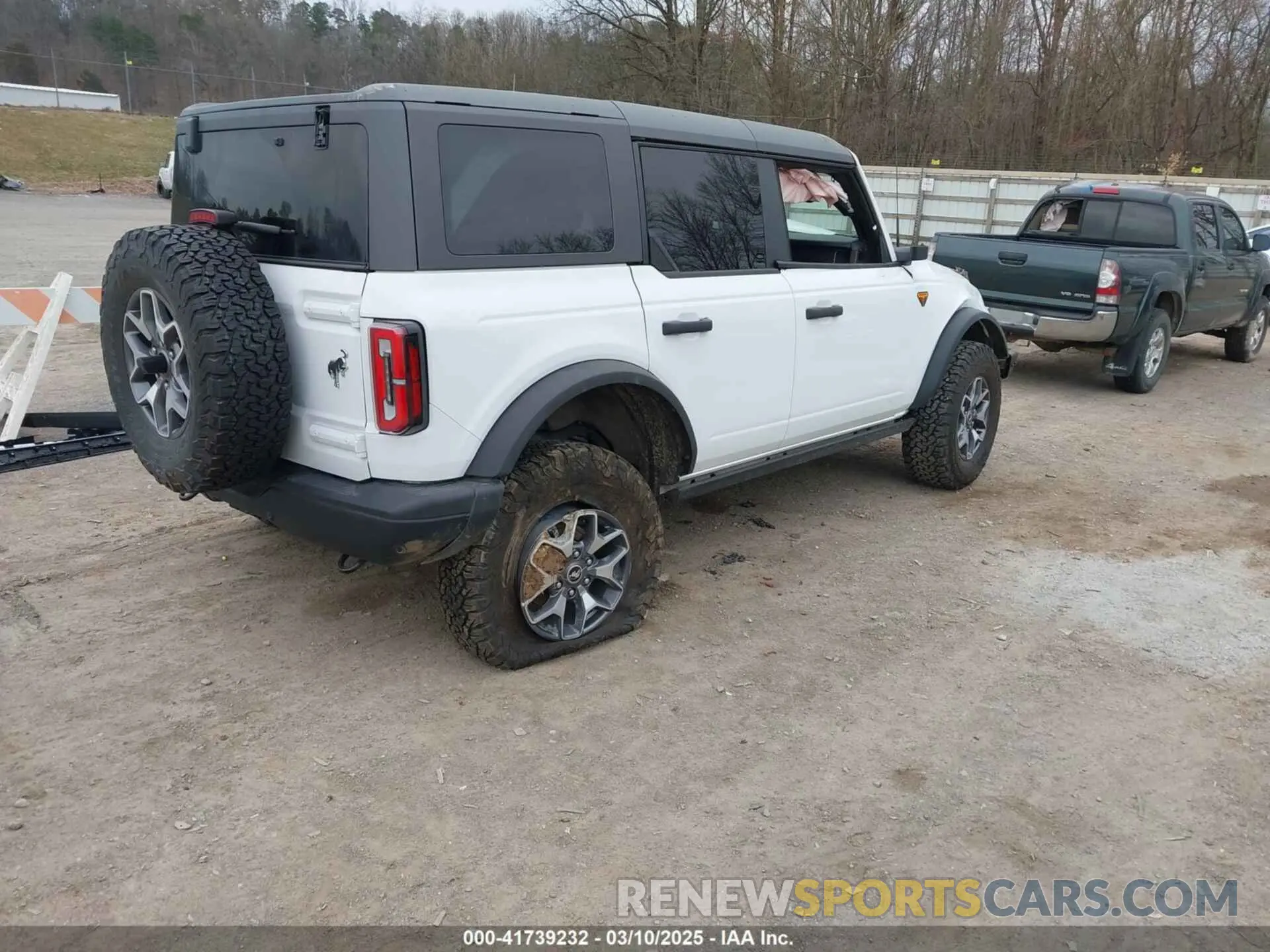 4 fotografías del automóvil dañado 1FMEE9BP1RLA93737 FORD BRONCO 2024