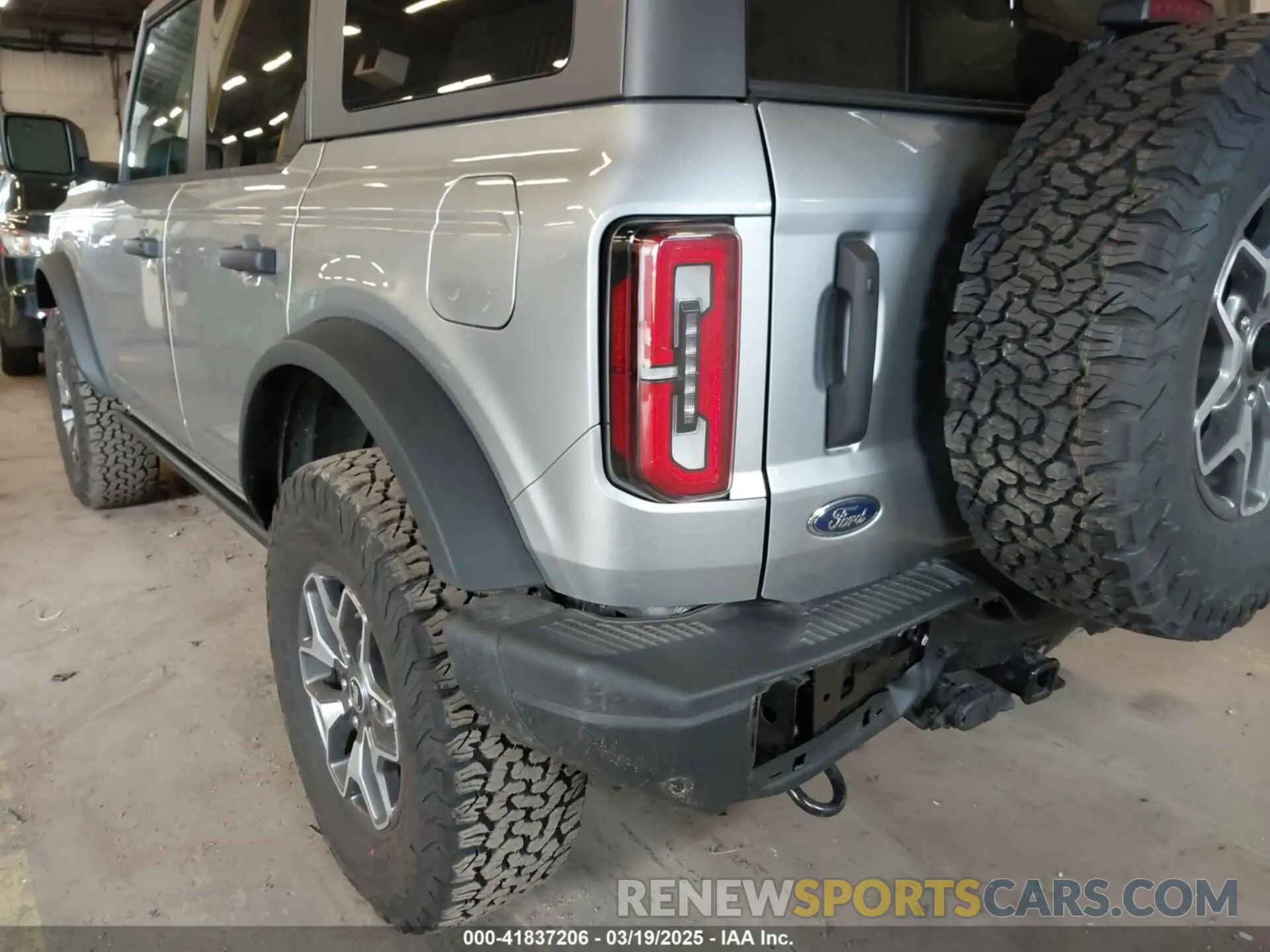 17 fotografías del automóvil dañado 1FMEE9BP6RLA08116 FORD BRONCO 2024