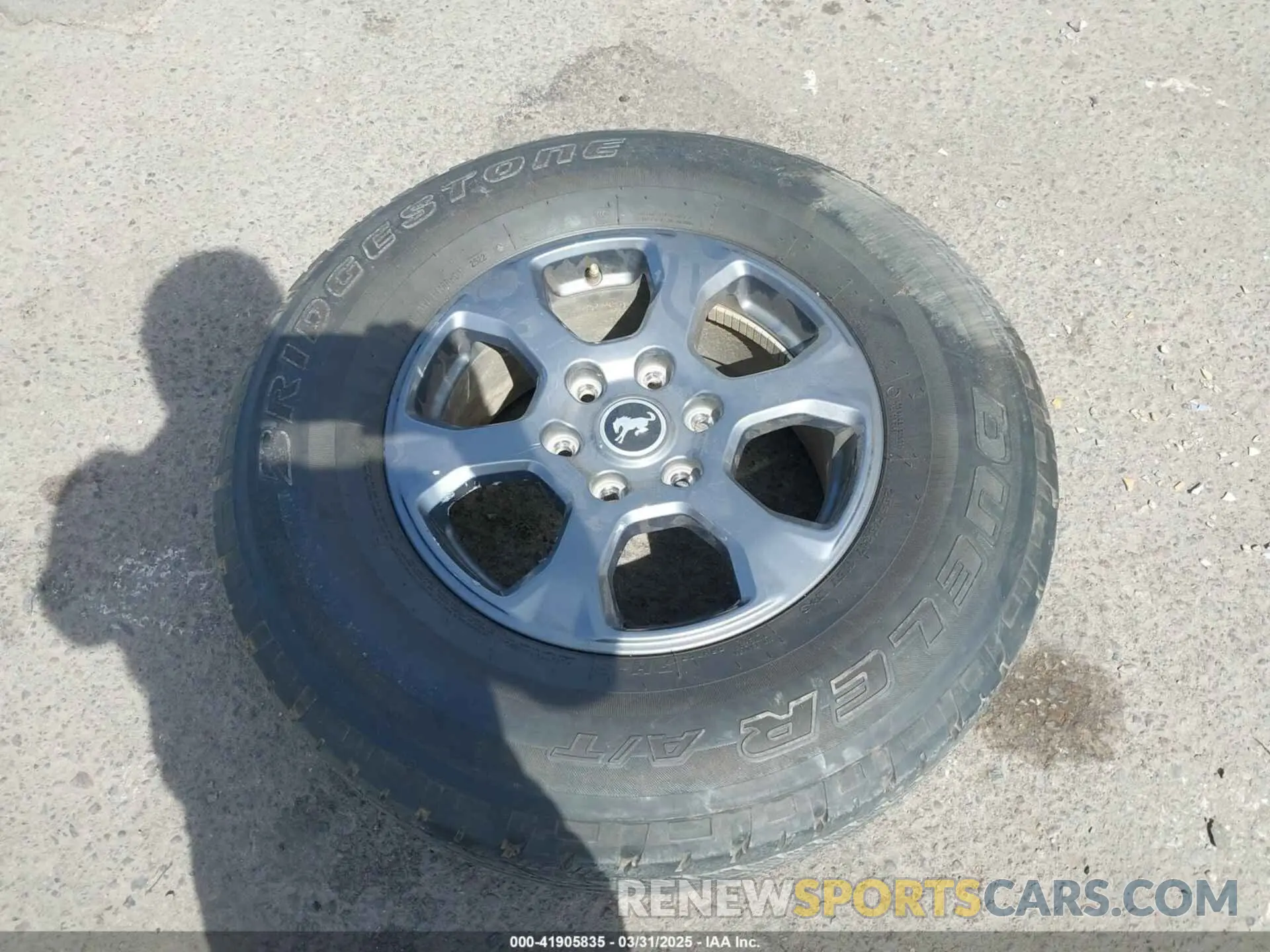 12 fotografías del automóvil dañado 1FMEE9BP7RLA35583 FORD BRONCO 2024