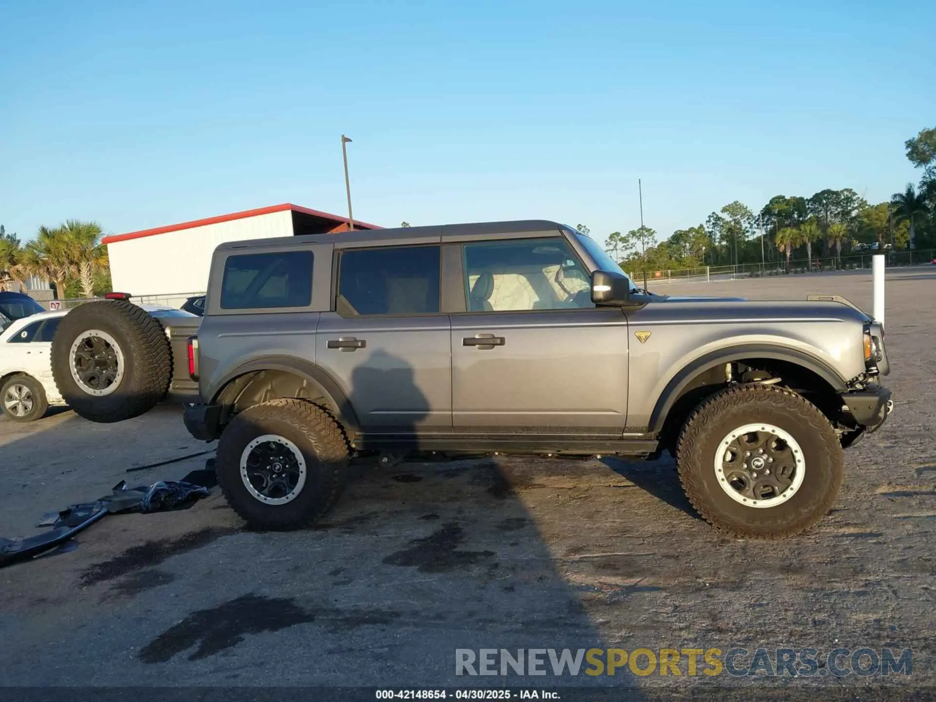 12 fotografías del automóvil dañado 1FMEE9BP8RLA41215 FORD BRONCO 2024