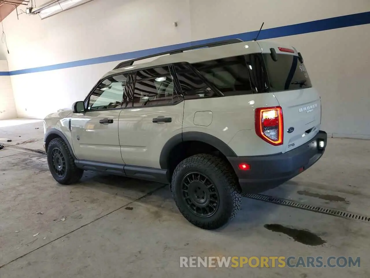 2 fotografías del automóvil dañado 3FMCR9B64RRE30454 FORD BRONCO 2024