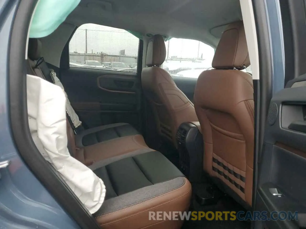 11 fotografías del automóvil dañado 3FMCR9C61RRF18408 FORD BRONCO 2024