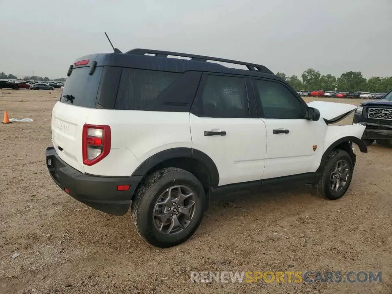 3 fotografías del automóvil dañado 3FMCR9D90RRF27061 FORD BRONCO 2024