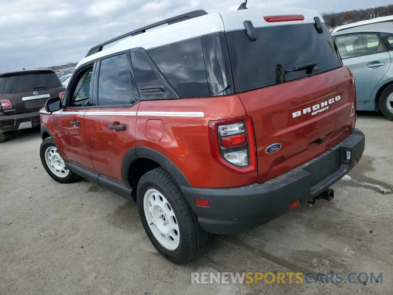 2 fotografías del automóvil dañado 3FMCR9G62RRE64532 FORD BRONCO 2024