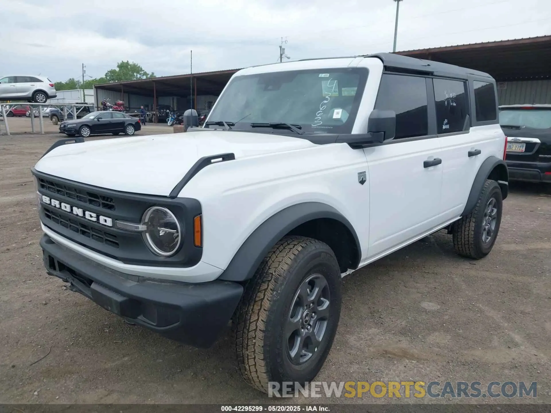 2 fotografías del automóvil dañado 1FMDE7BH3SLA43663 FORD BRONCO 2025