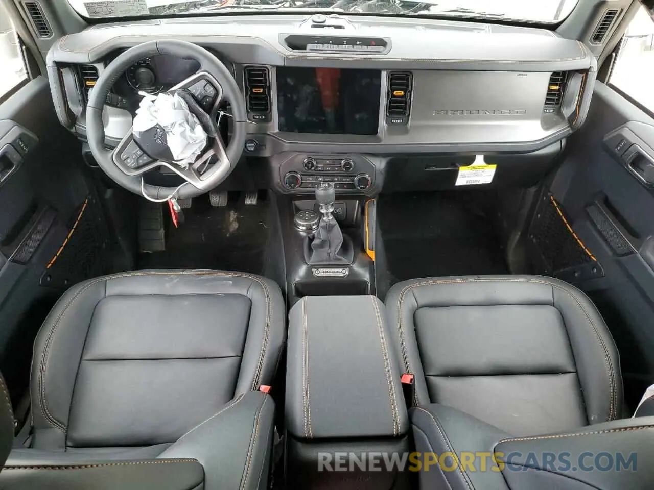 8 fotografías del automóvil dañado 1FMEE9BH1RLB47448 FORD BRONCO BAD 2024