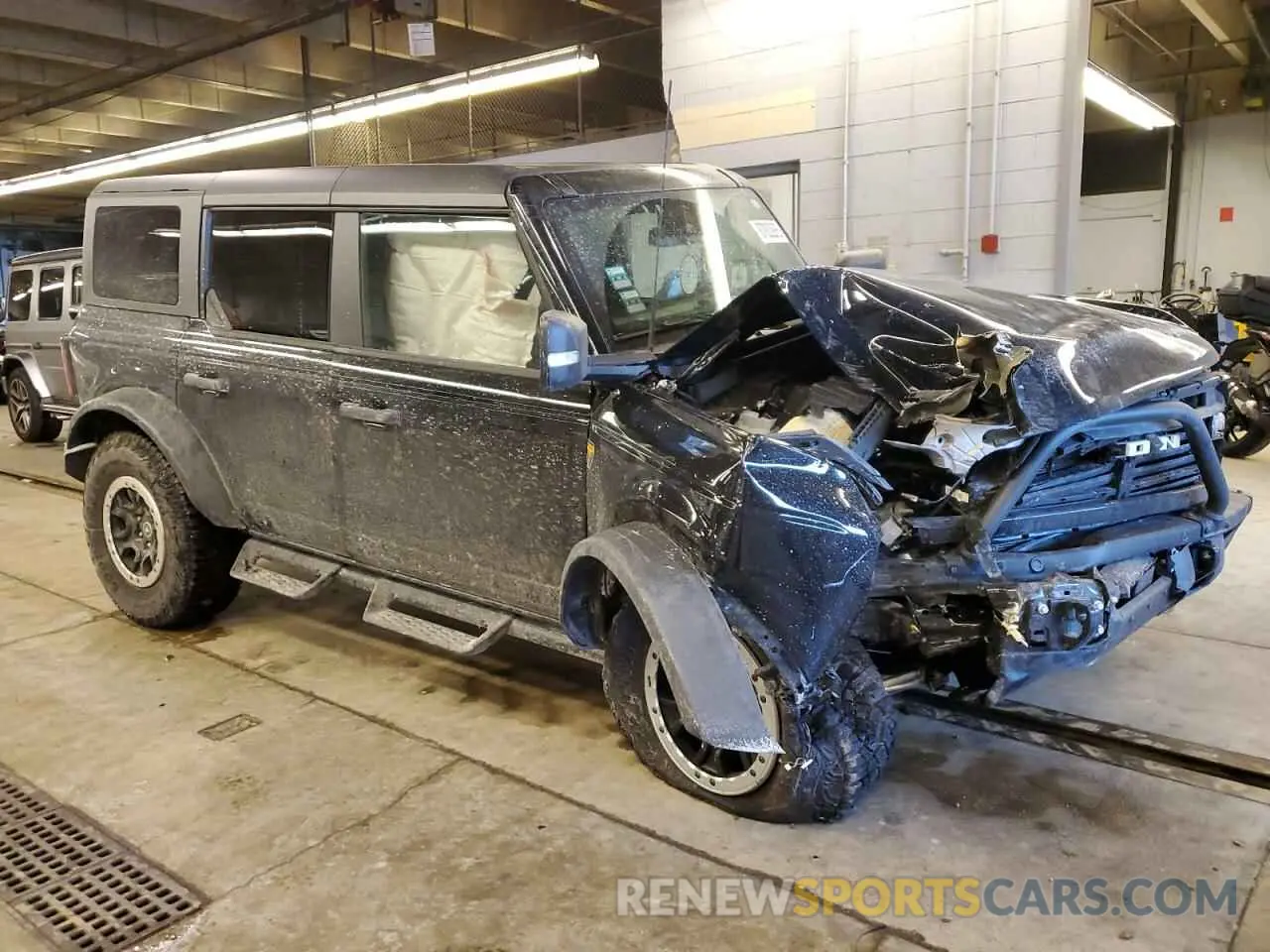 4 fotografías del automóvil dañado 1FMEE9BP2RLA25236 FORD BRONCO BAD 2024
