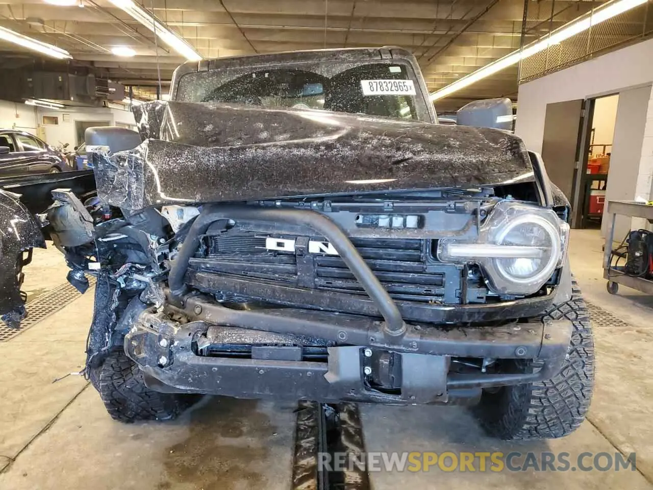 5 fotografías del automóvil dañado 1FMEE9BP2RLA25236 FORD BRONCO BAD 2024