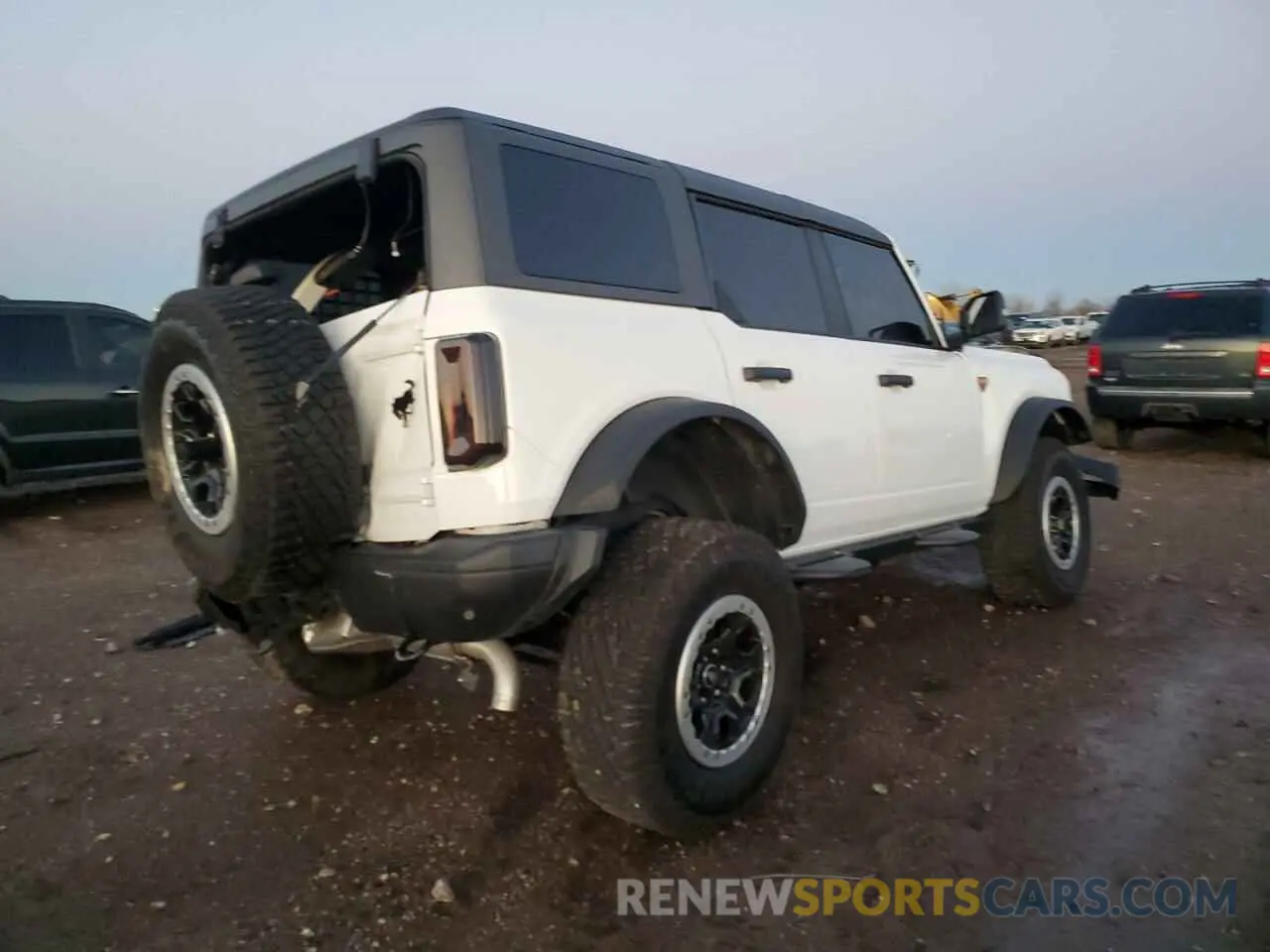 3 fotografías del automóvil dañado 1FMEE9BP3RLA26637 FORD BRONCO BAD 2024