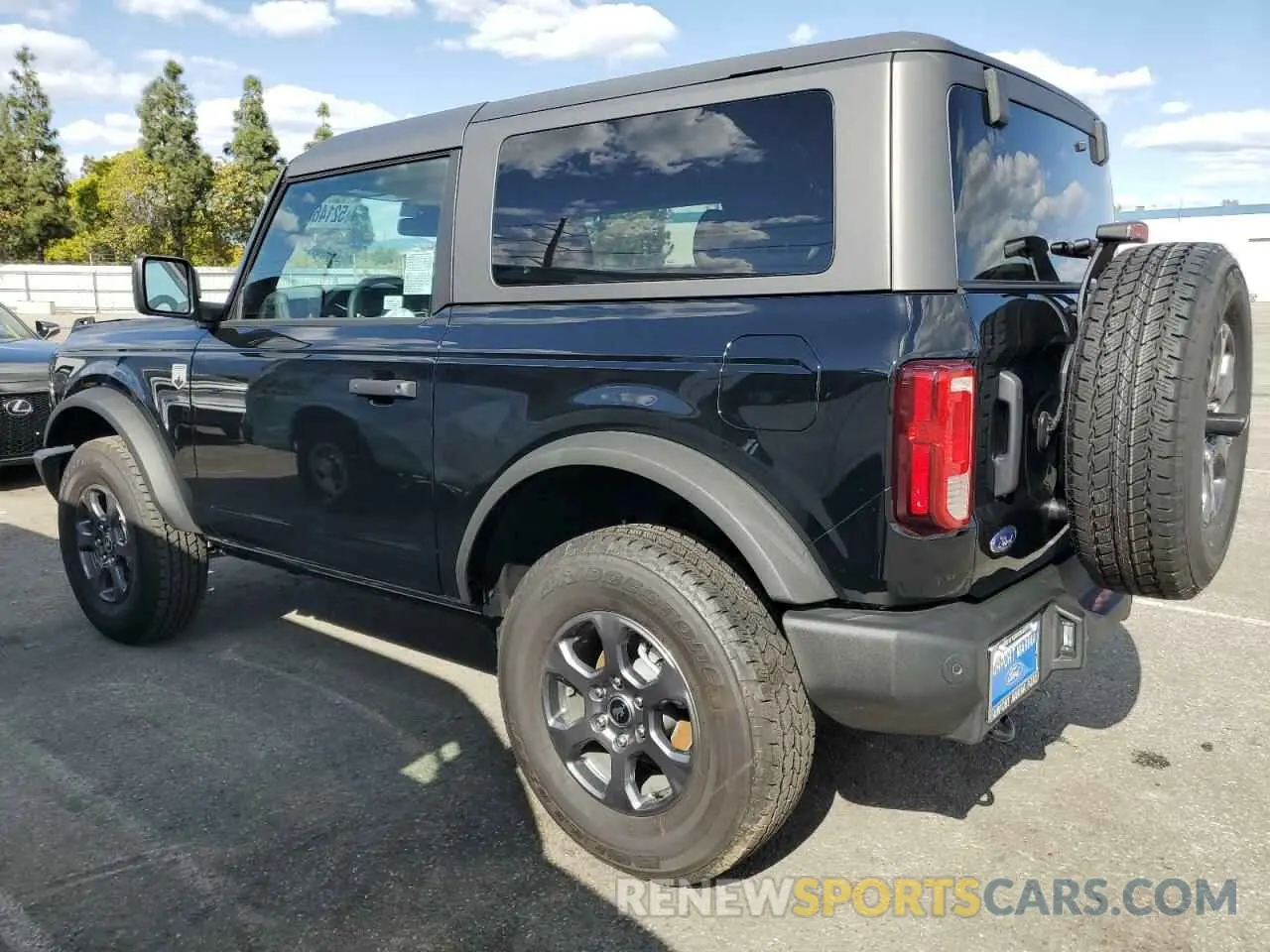 2 fotografías del automóvil dañado 1FMDE7AH3RLB46917 FORD BRONCO BIG 2024