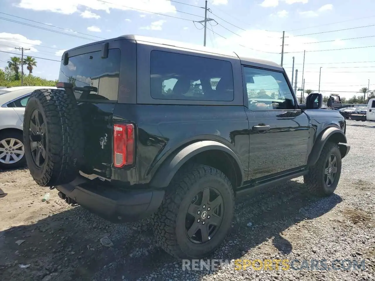 3 fotografías del automóvil dañado 1FMDE1AP7RLB23029 FORD BRONCO BLA 2024