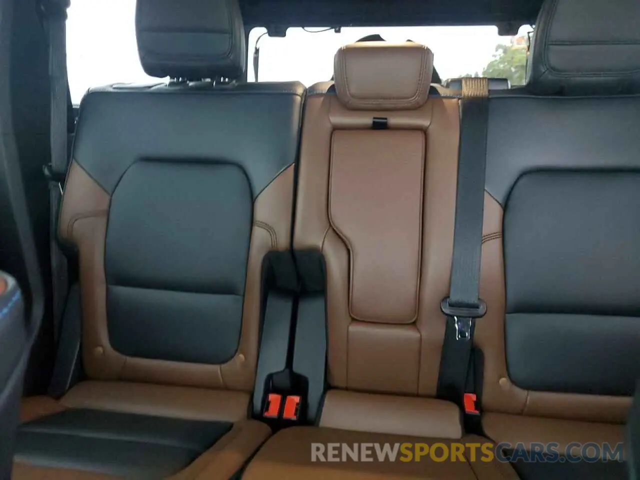 10 fotografías del automóvil dañado 1FMDE8BH1RLA69548 FORD BRONCO OUT 2024
