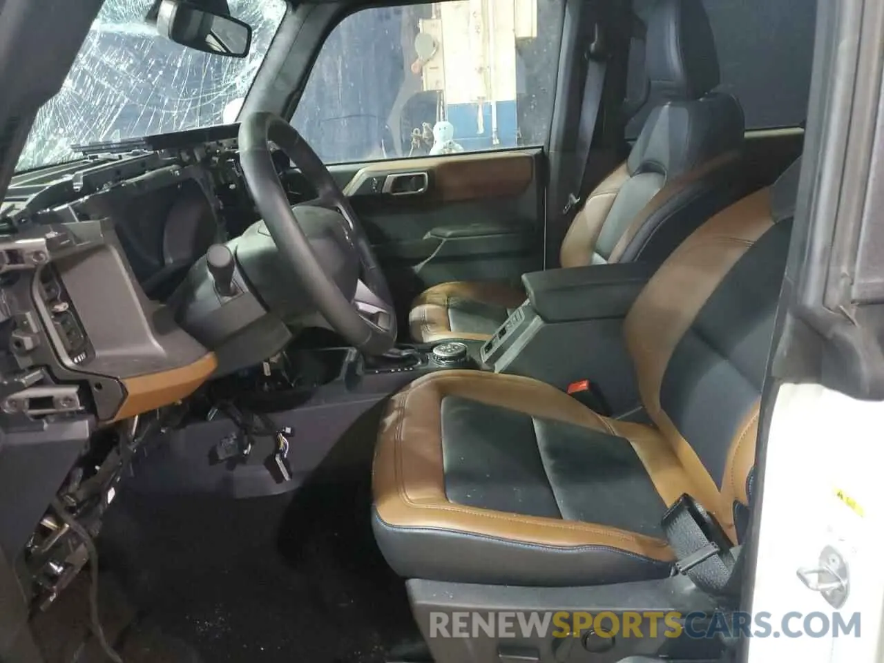 7 fotografías del automóvil dañado 1FMDE8BH4RLA72122 FORD BRONCO OUT 2024