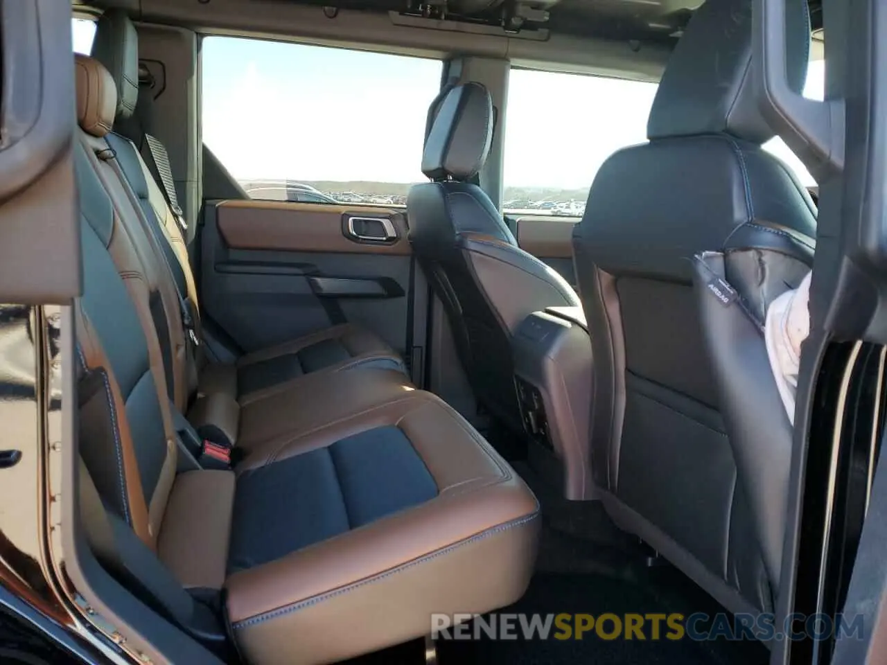 11 fotografías del automóvil dañado 1FMDE8BH8RLA88789 FORD BRONCO OUT 2024
