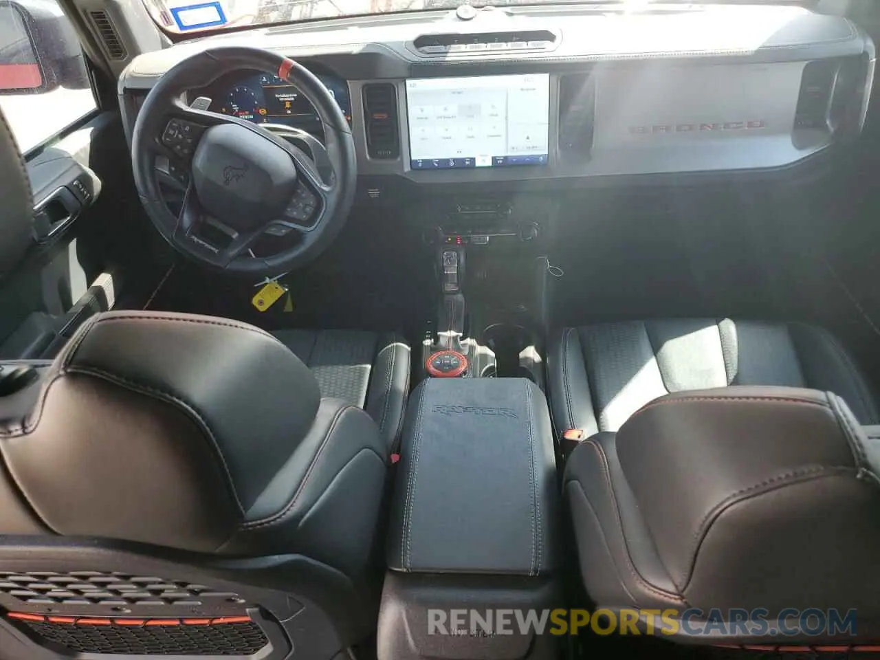 8 fotografías del automóvil dañado 1FMEE5JRXPLB07725 FORD BRONCO RAP 2023
