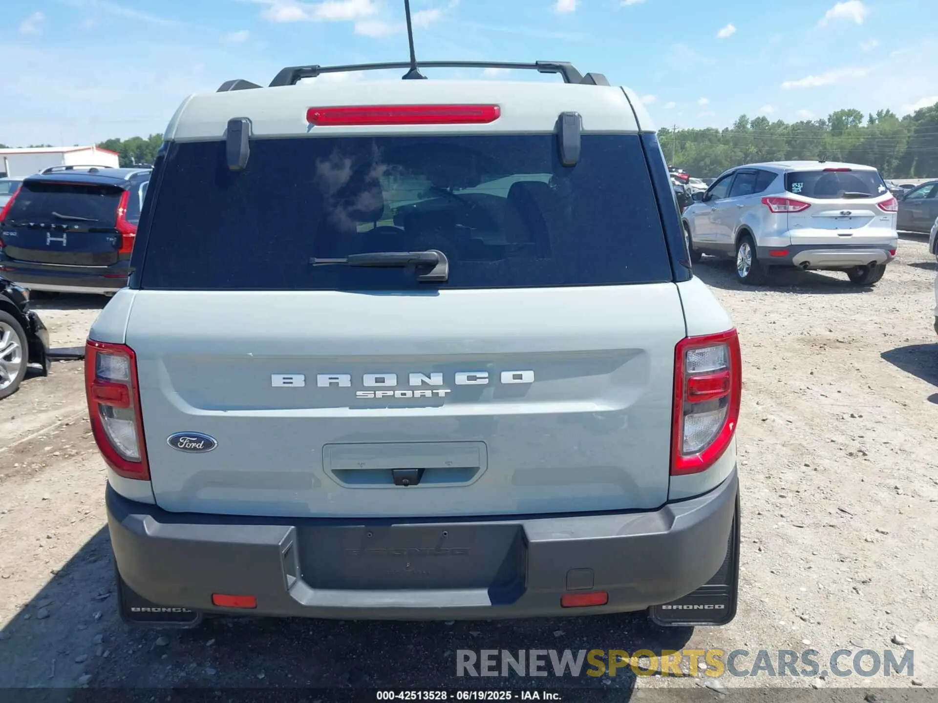 16 fotografías del automóvil dañado 3FMCR9B61MRB25888 FORD BRONCO SPORT 2021