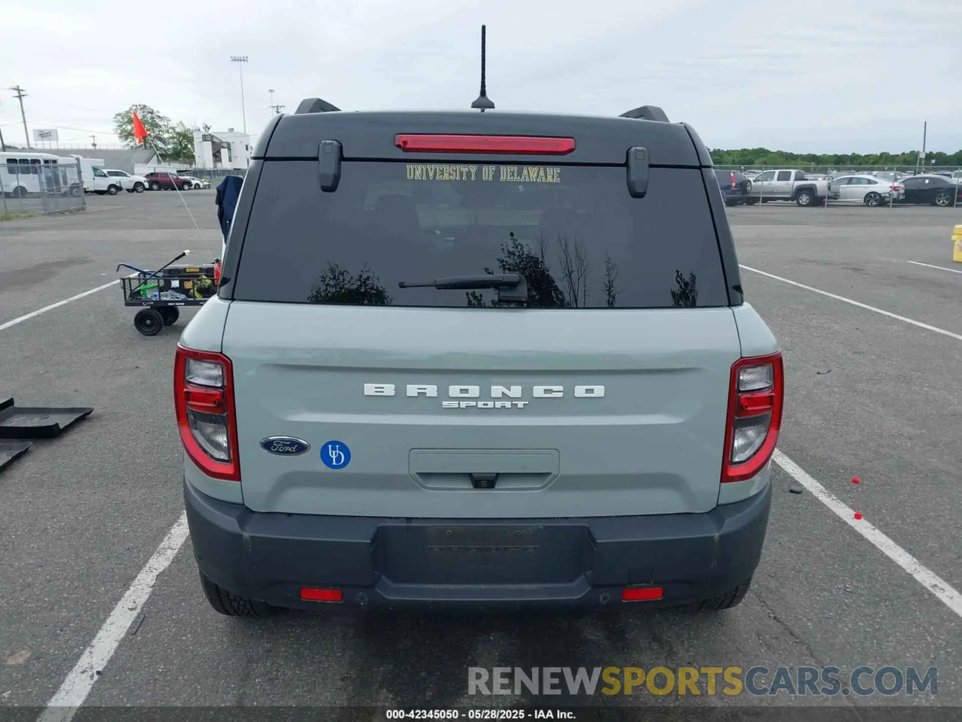 15 fotografías del automóvil dañado 3FMCR9C63MRA70522 FORD BRONCO SPORT 2021