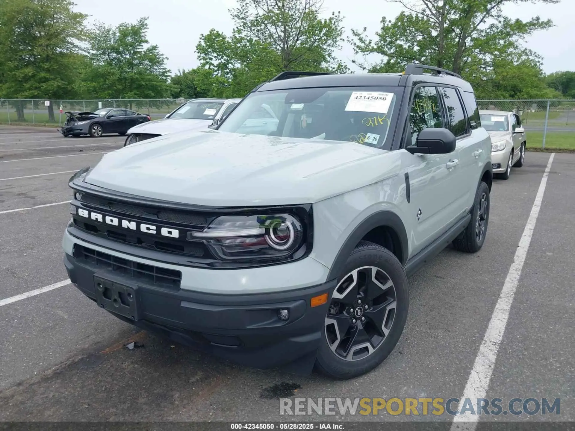 2 fotografías del automóvil dañado 3FMCR9C63MRA70522 FORD BRONCO SPORT 2021