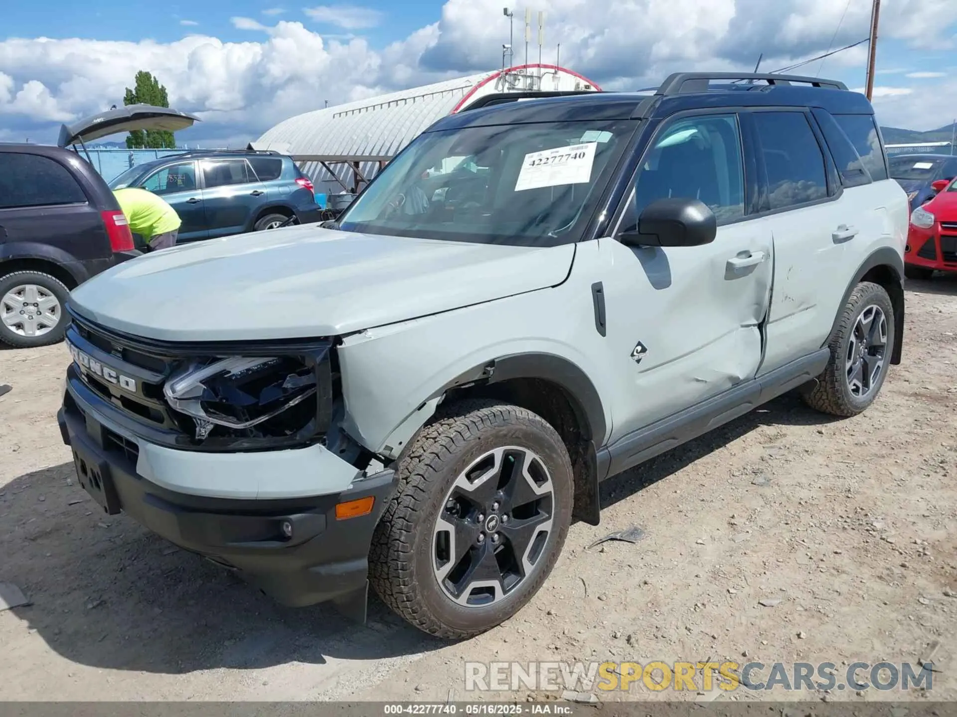 2 fotografías del automóvil dañado 3FMCR9C66MRA28992 FORD BRONCO SPORT 2021