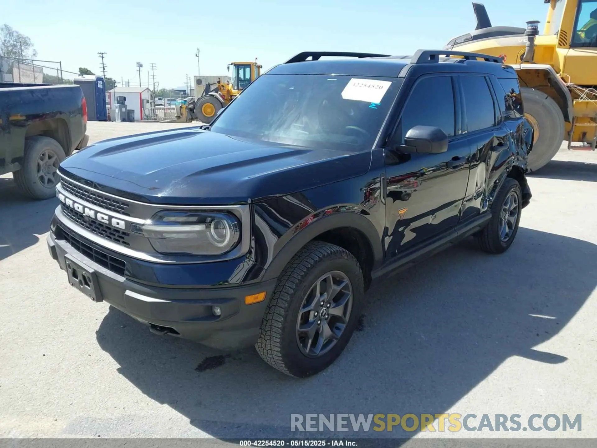 2 fotografías del automóvil dañado 3FMCR9D97MRA31313 FORD BRONCO SPORT 2021