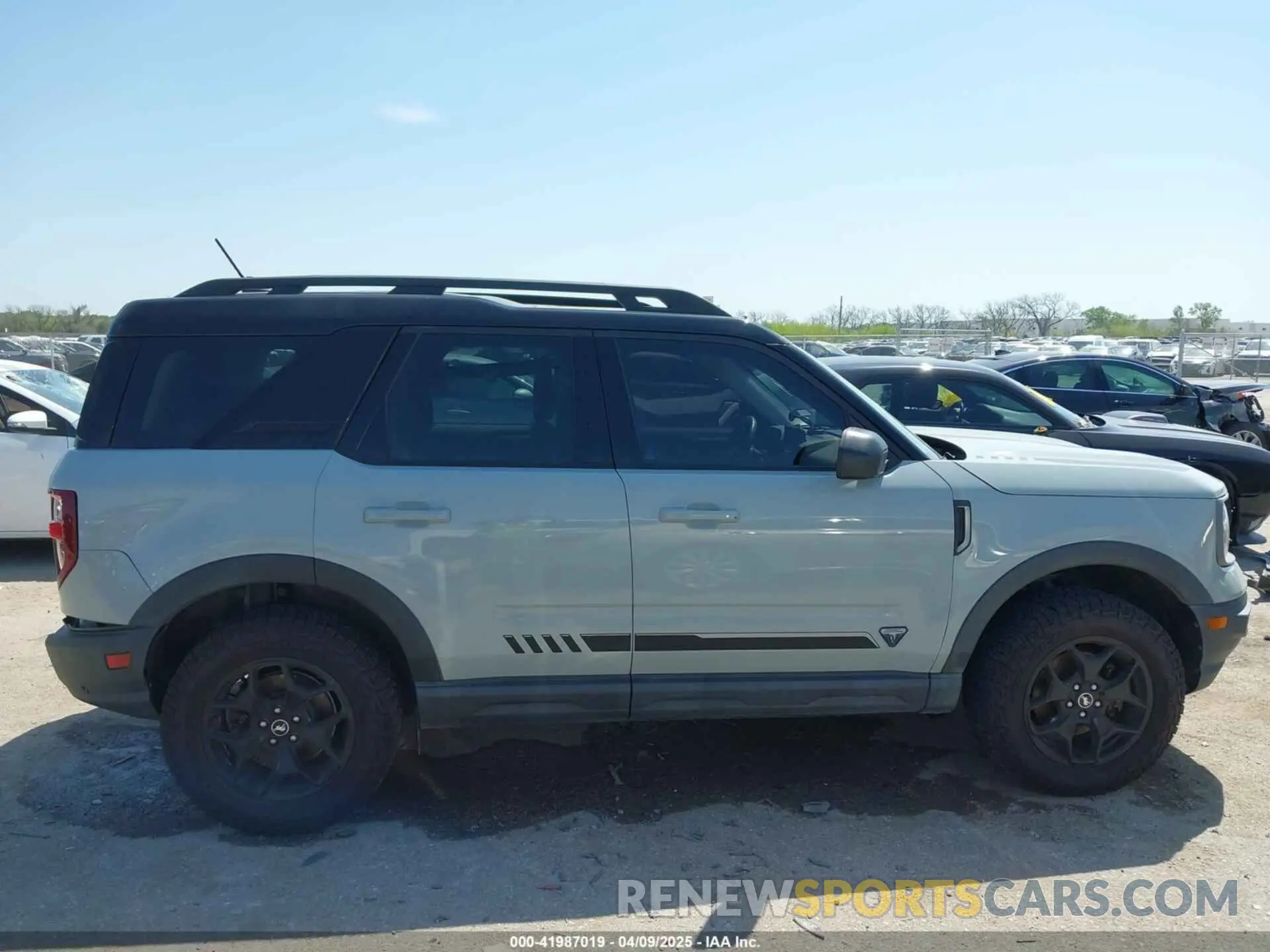 13 fotografías del automóvil dañado 3FMCR9F9XMRA13143 FORD BRONCO SPORT 2021