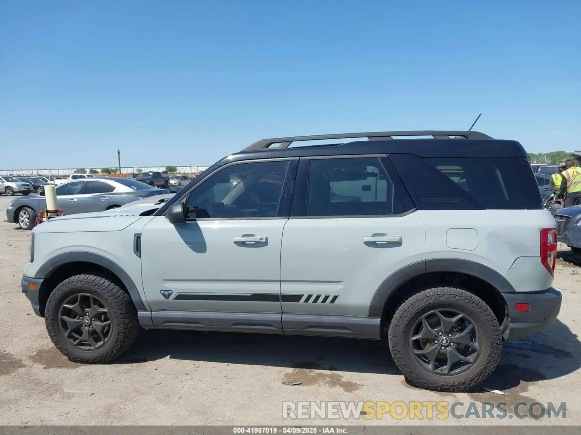 14 fotografías del automóvil dañado 3FMCR9F9XMRA13143 FORD BRONCO SPORT 2021