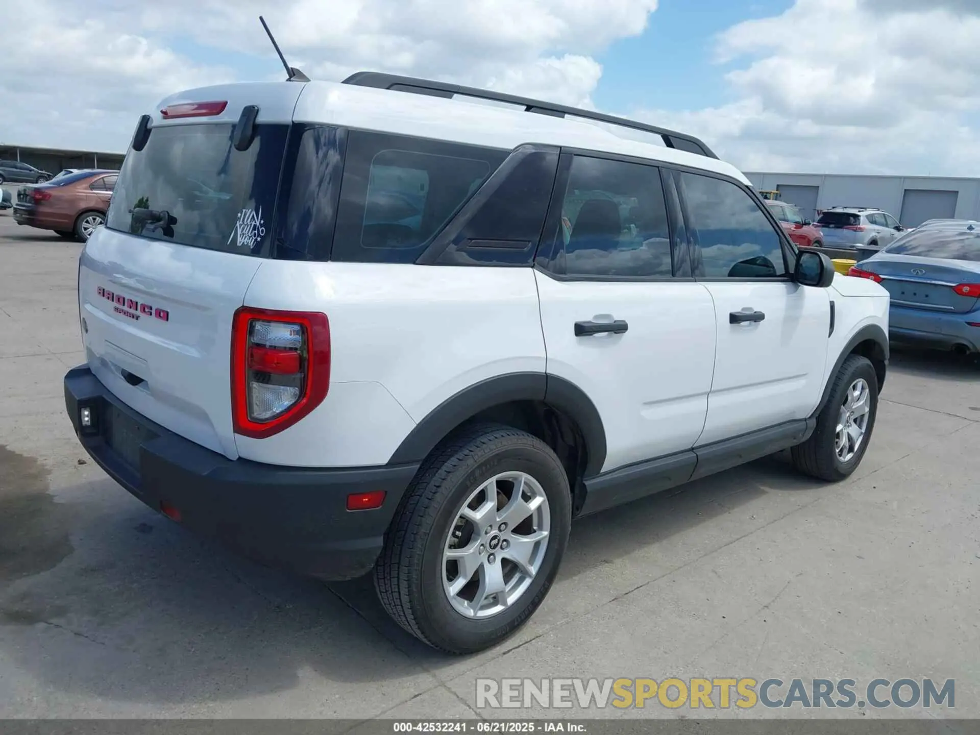 4 fotografías del automóvil dañado 3FMCR9A60NRD24465 FORD BRONCO SPORT 2022