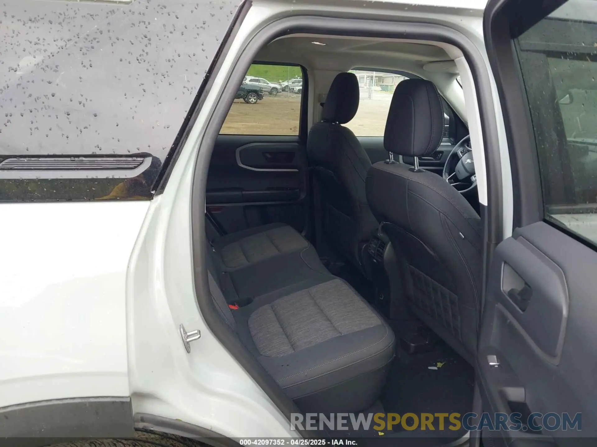 8 fotografías del automóvil dañado 3FMCR9B63NRD91706 FORD BRONCO SPORT 2022
