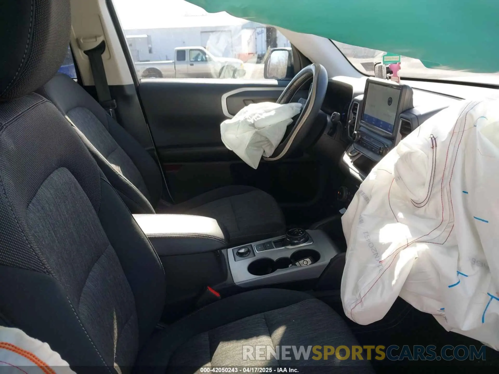 5 fotografías del automóvil dañado 3FMCR9B65NRD86491 FORD BRONCO SPORT 2022