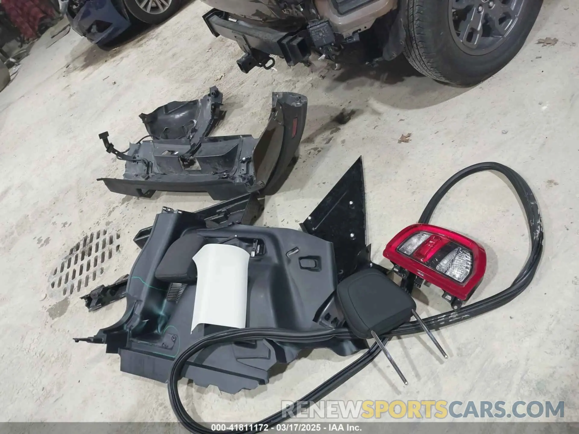 12 fotografías del automóvil dañado 3FMCR9B68NRE36560 FORD BRONCO SPORT 2022