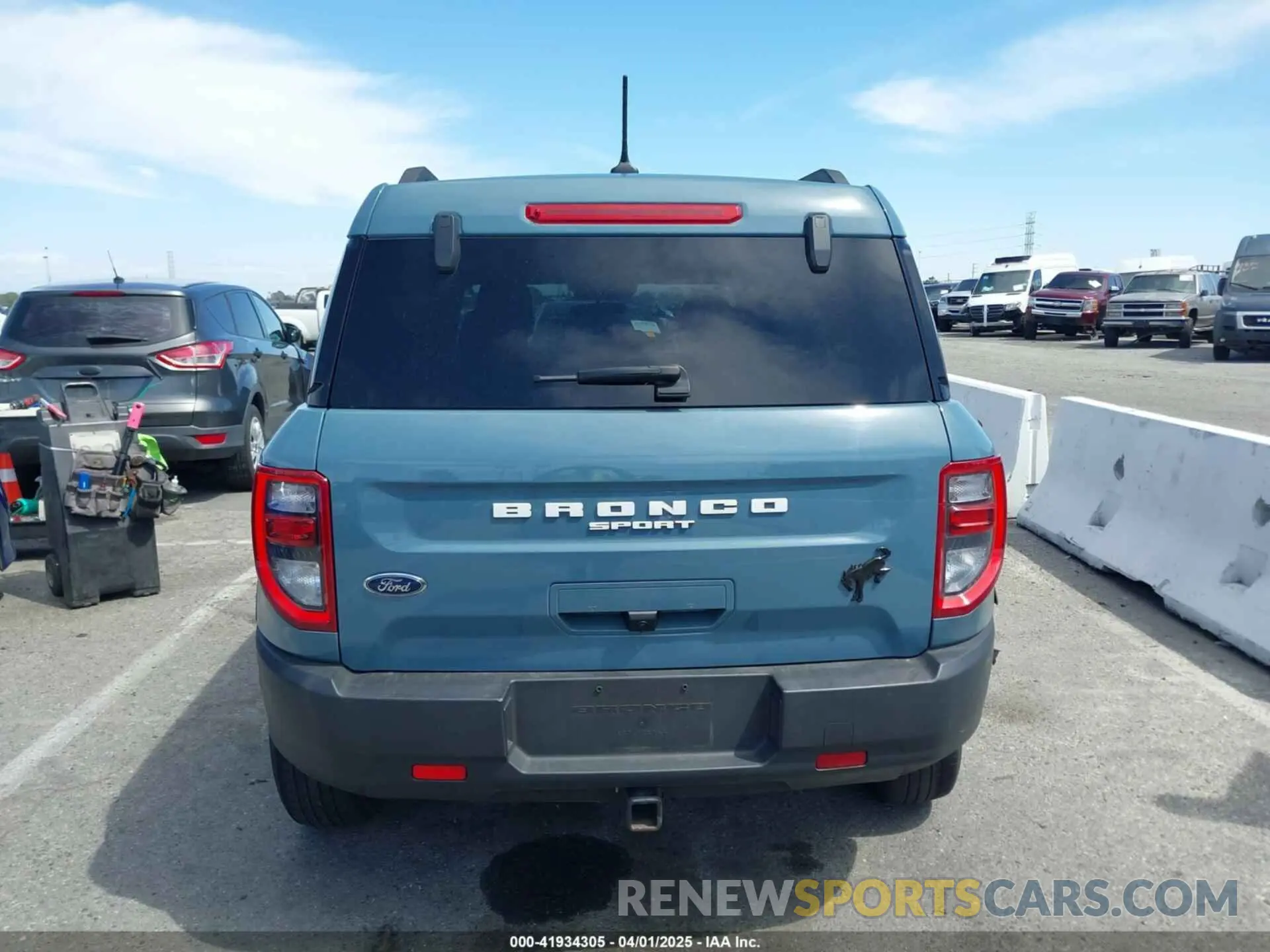15 fotografías del automóvil dañado 3FMCR9B6XNRD72974 FORD BRONCO SPORT 2022