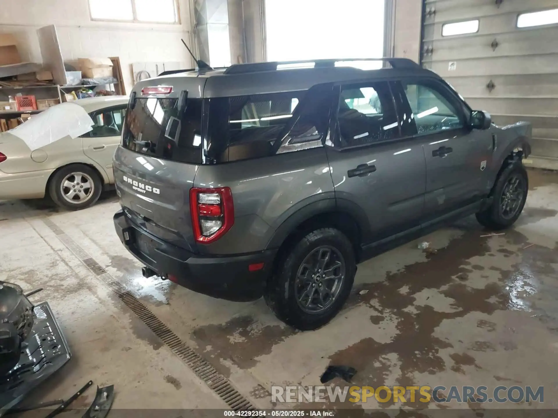 4 fotografías del automóvil dañado 3FMCR9B6XNRE18111 FORD BRONCO SPORT 2022