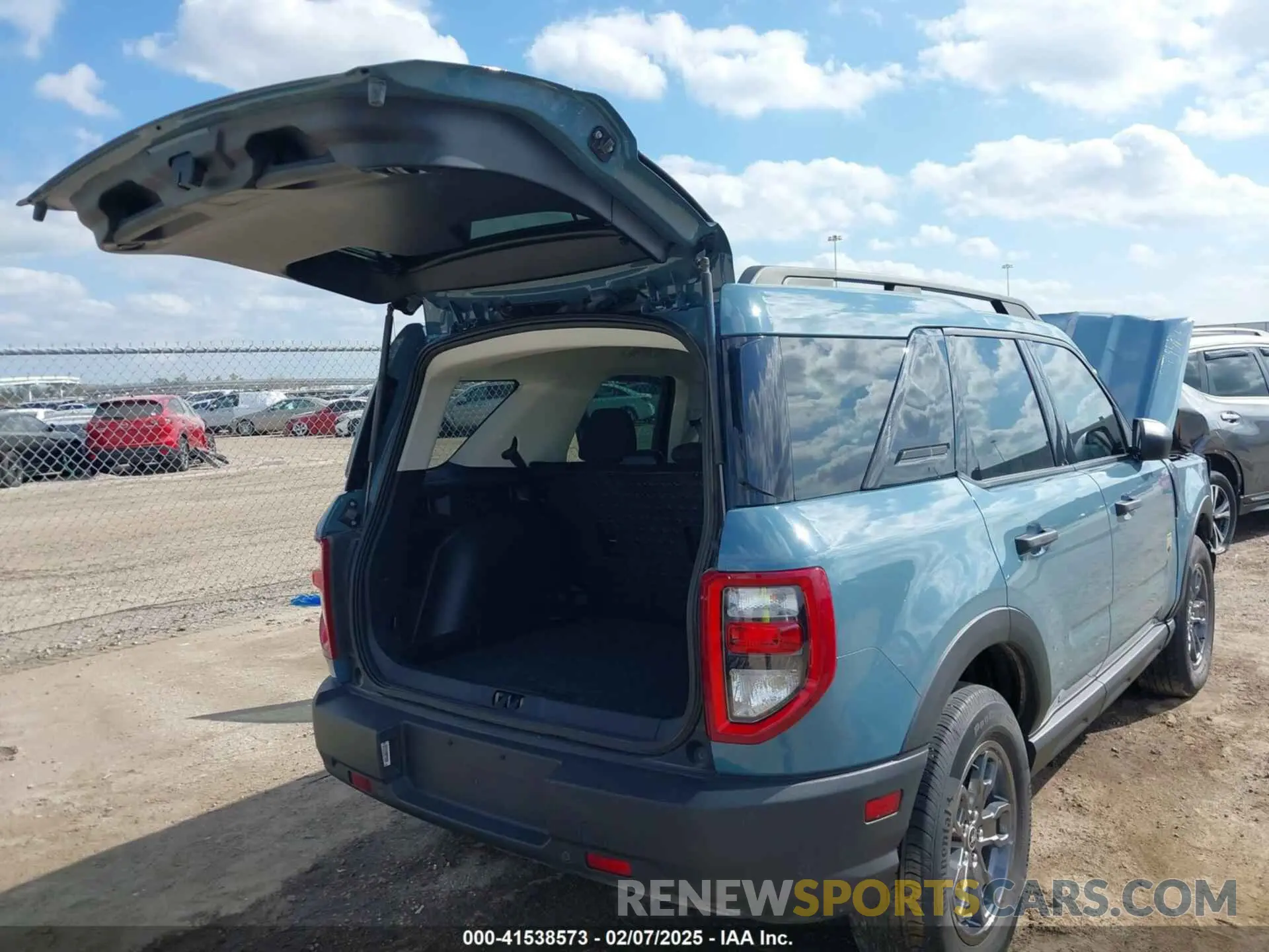 17 fotografías del automóvil dañado 3FMCR9B64PRD69586 FORD BRONCO SPORT 2023