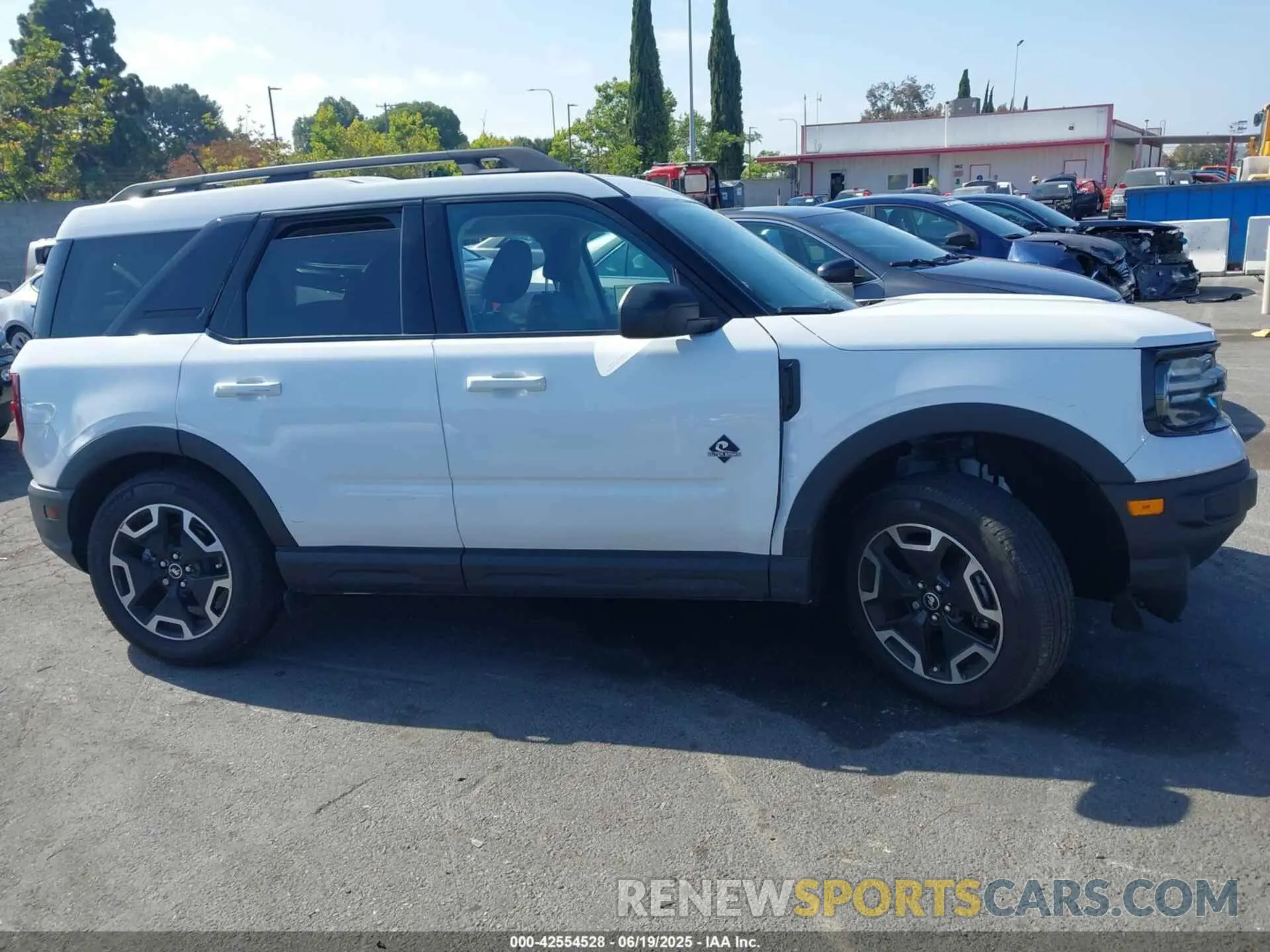 12 fotografías del automóvil dañado 3FMCR9C62PRE06777 FORD BRONCO SPORT 2023