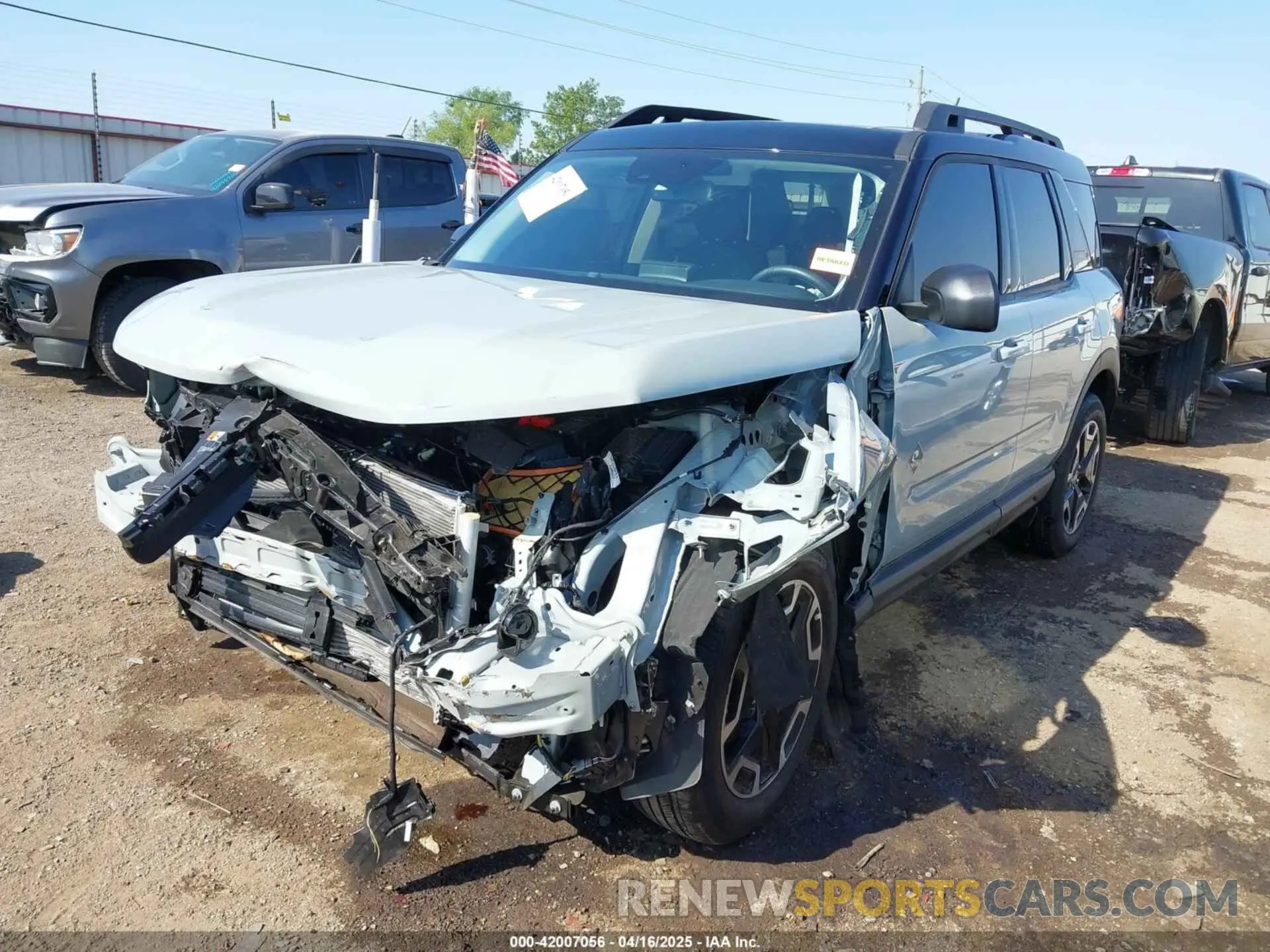 2 fotografías del automóvil dañado 3FMCR9C6XPRD60485 FORD BRONCO SPORT 2023