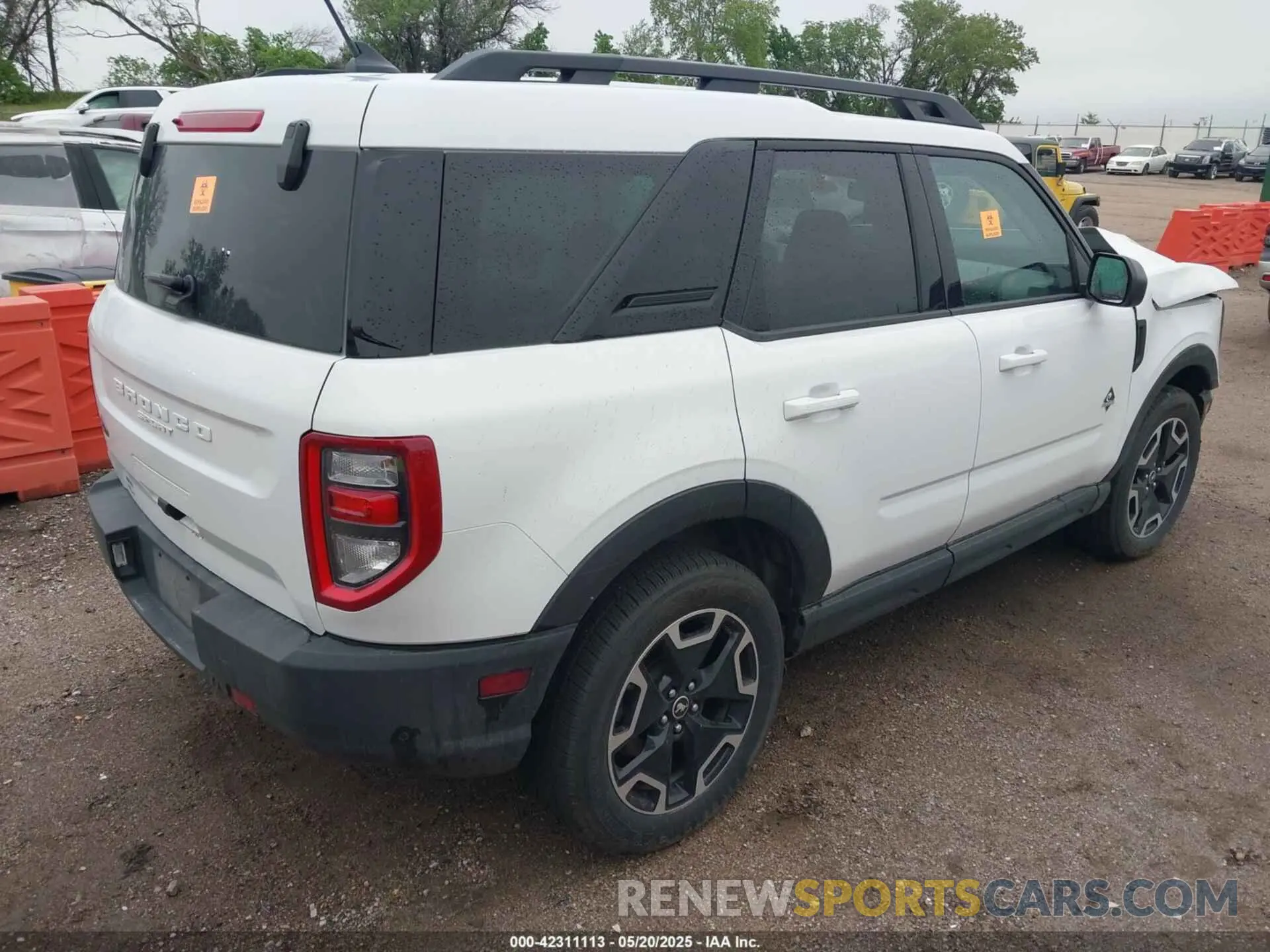 4 fotografías del automóvil dañado 3FMCR9C6XPRE28168 FORD BRONCO SPORT 2023