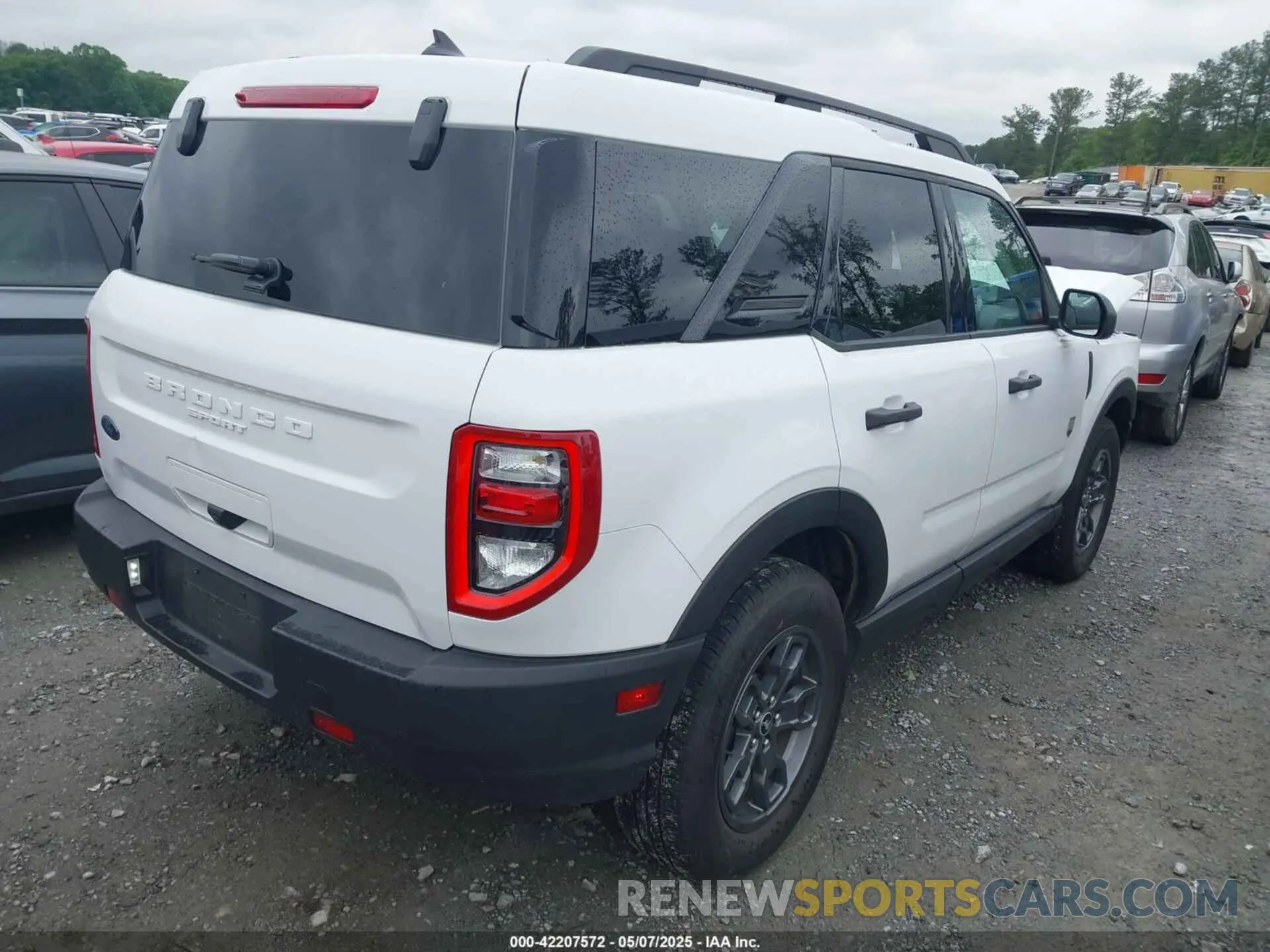 4 fotografías del automóvil dañado 3FMCR9B6XRRE38574 FORD BRONCO SPORT 2024