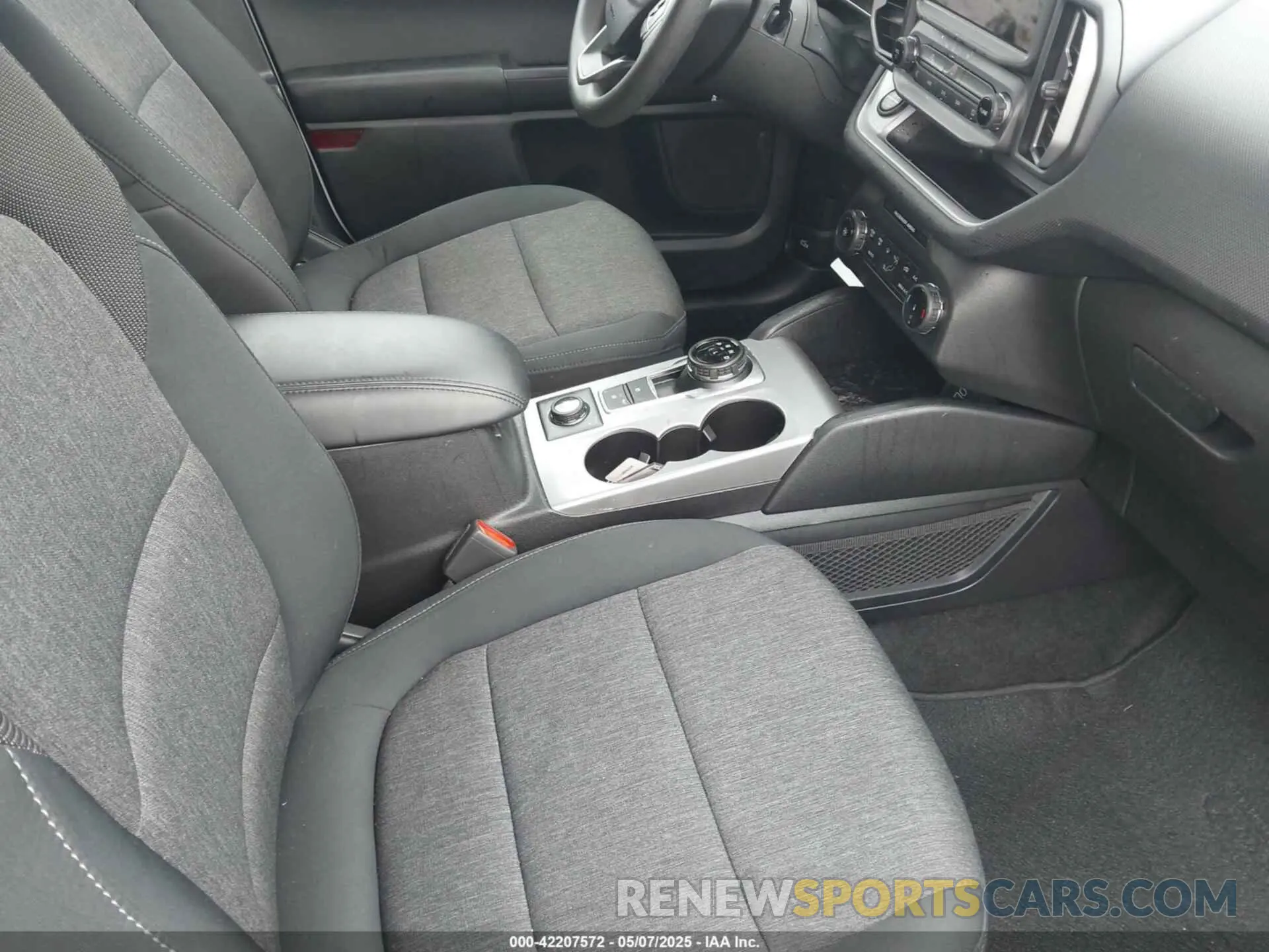 5 fotografías del automóvil dañado 3FMCR9B6XRRE38574 FORD BRONCO SPORT 2024