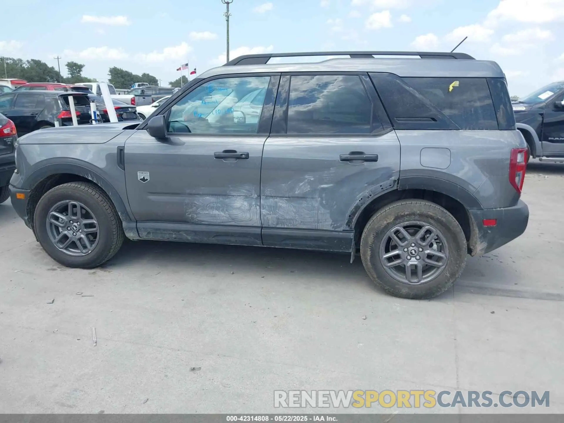 14 fotografías del automóvil dañado 3FMCR9BN0SRE08450 FORD BRONCO SPORT 2025