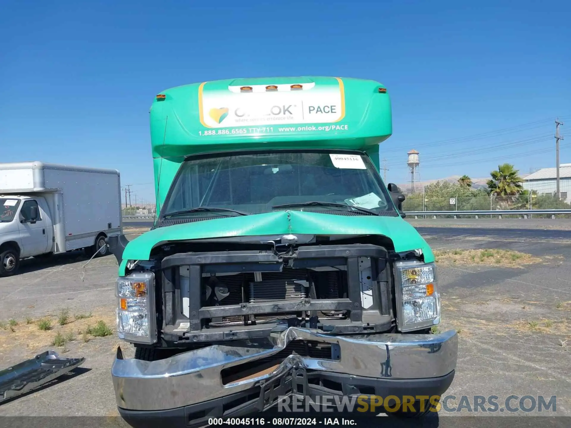 16 fotografías del automóvil dañado 1FDEE3FS6KDC17707 FORD E-350 CUTAWAY 2019