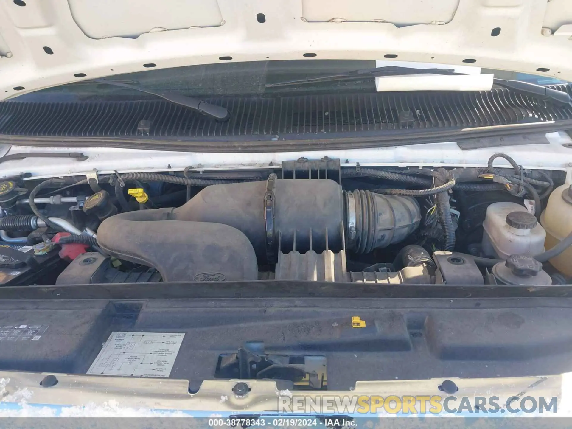 10 fotografías del automóvil dañado 1FDWE3FS9KDC22386 FORD E-350 CUTAWAY 2019