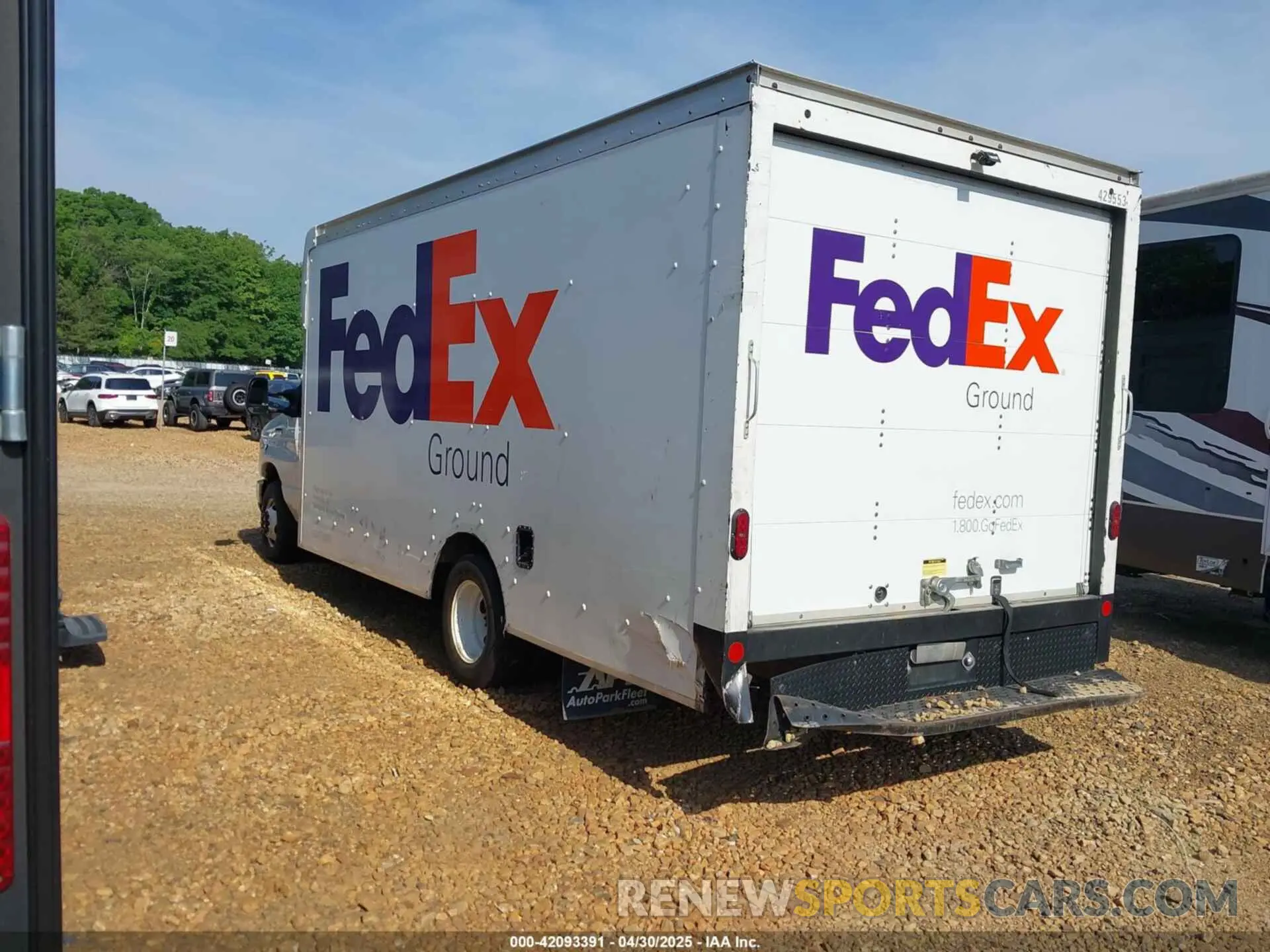 3 fotografías del automóvil dañado 1FDWE3FK6MDC07041 FORD E-350 CUTAWAY 2021