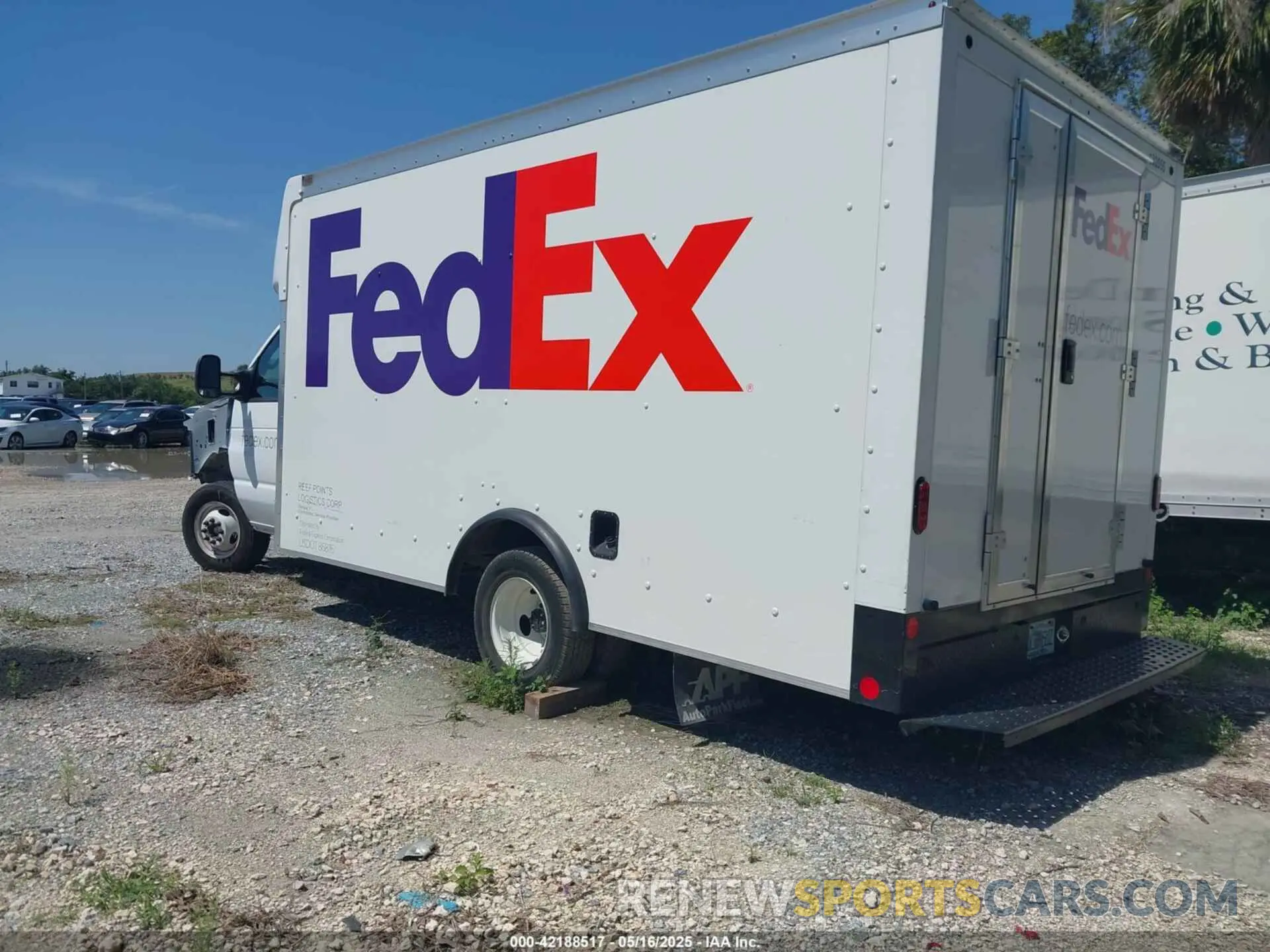 3 fotografías del automóvil dañado 1FDWE3FN1RDD45815 FORD E-350 CUTAWAY 2024