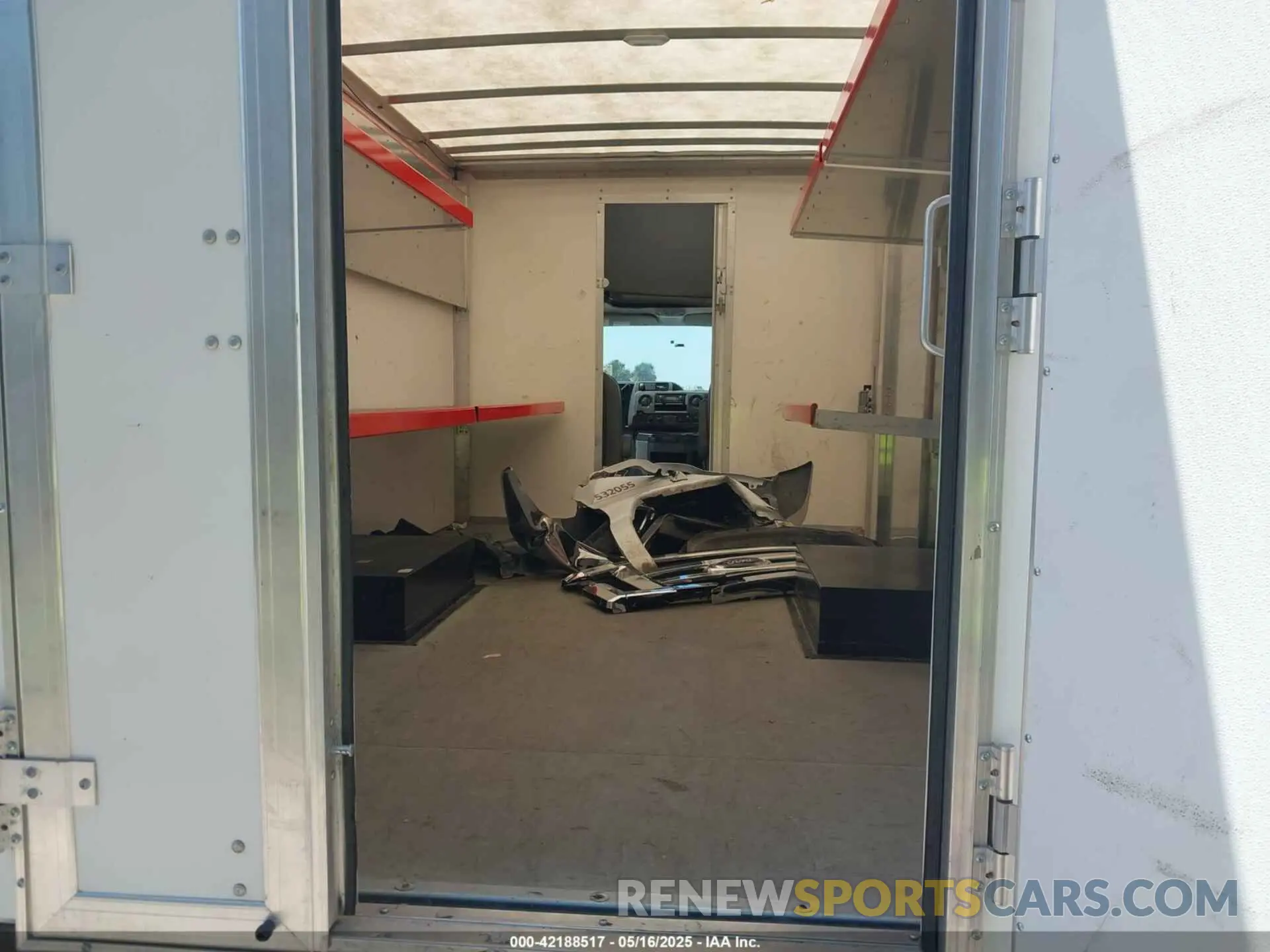 6 fotografías del automóvil dañado 1FDWE3FN1RDD45815 FORD E-350 CUTAWAY 2024