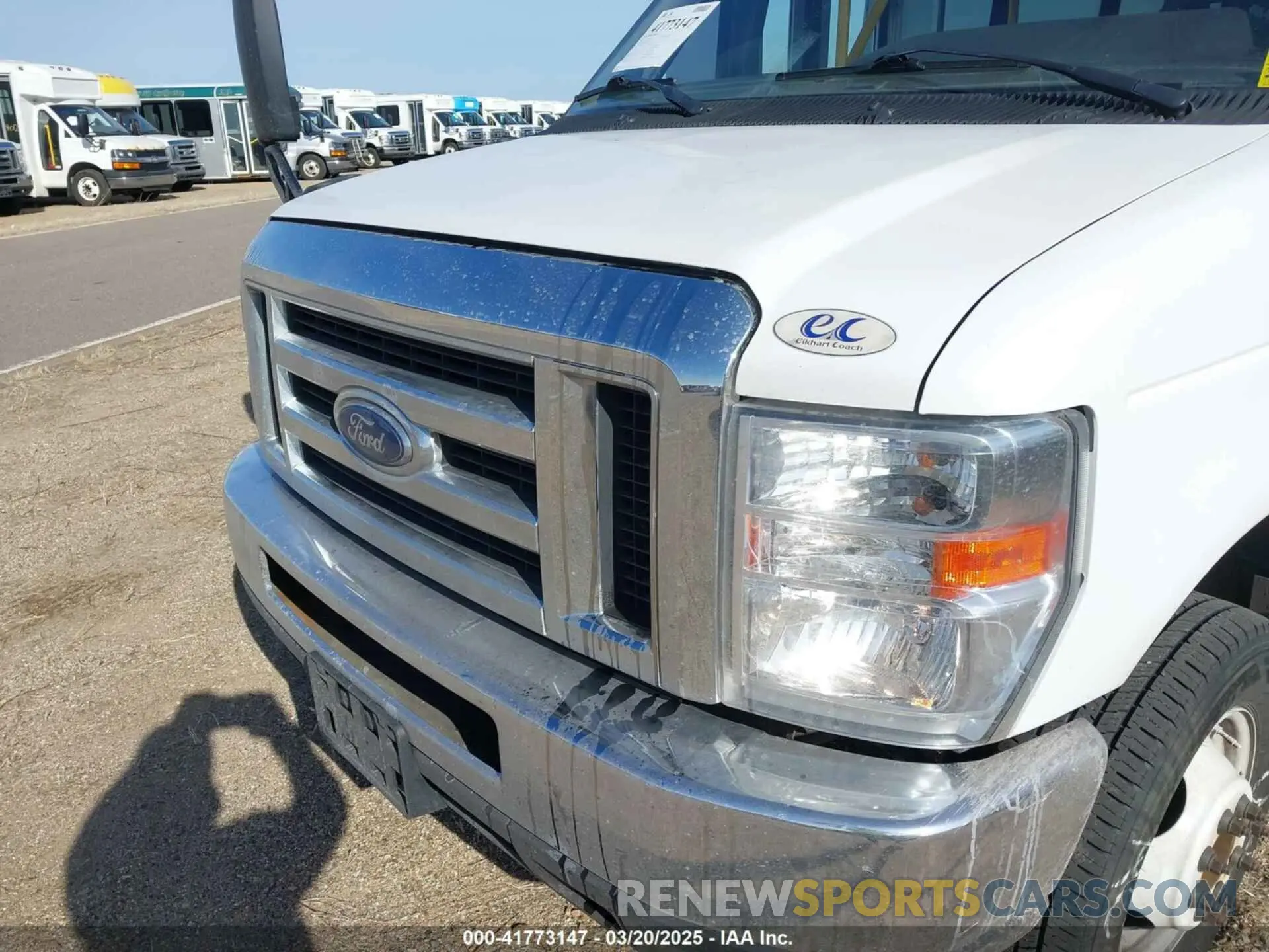 11 fotografías del automóvil dañado 1FDFE4FS2KDC60614 FORD E-450 CUTAWAY 2019