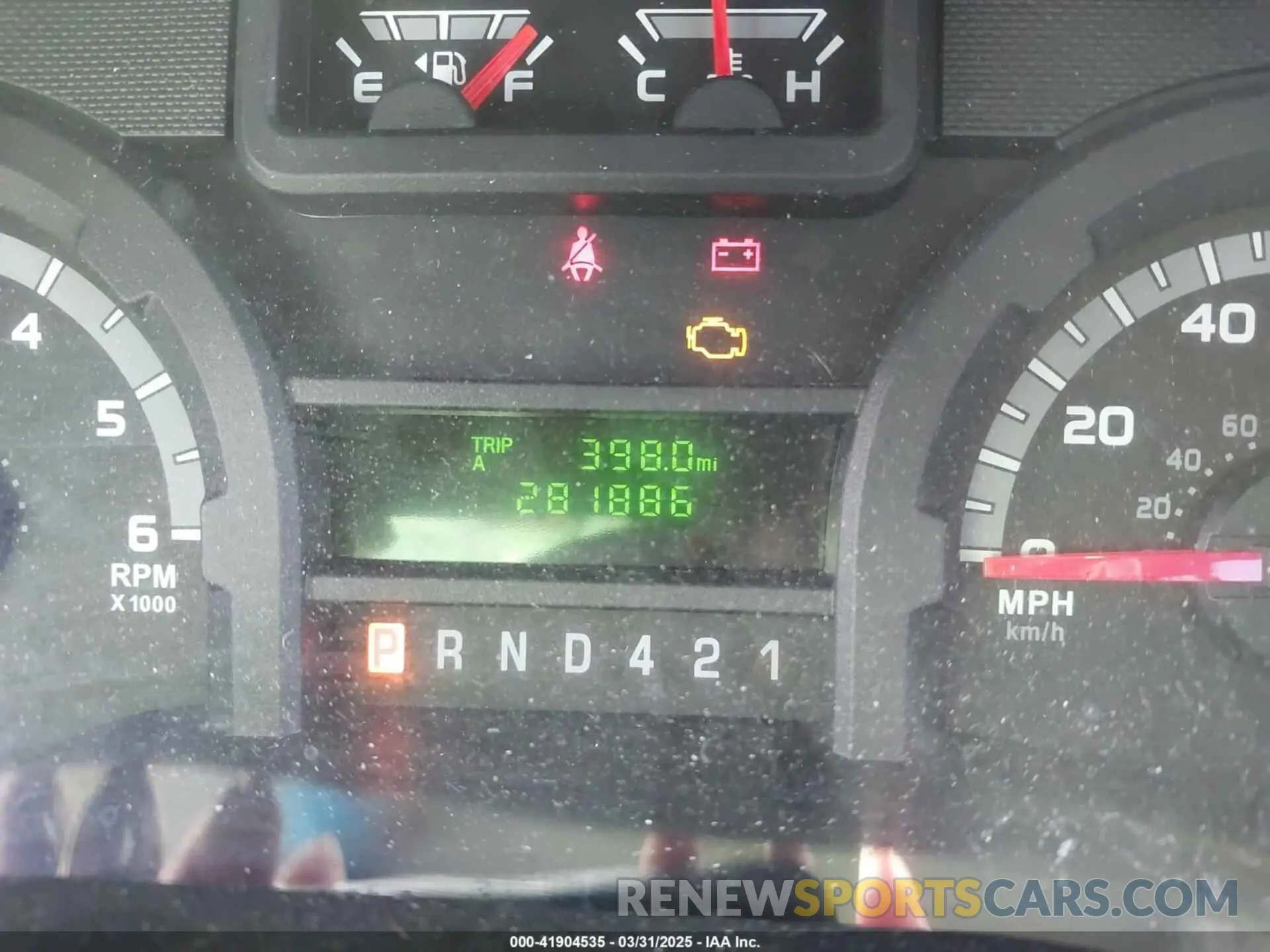 5 fotografías del automóvil dañado 1FDFE4FS8KDC59662 FORD E-450 CUTAWAY 2019