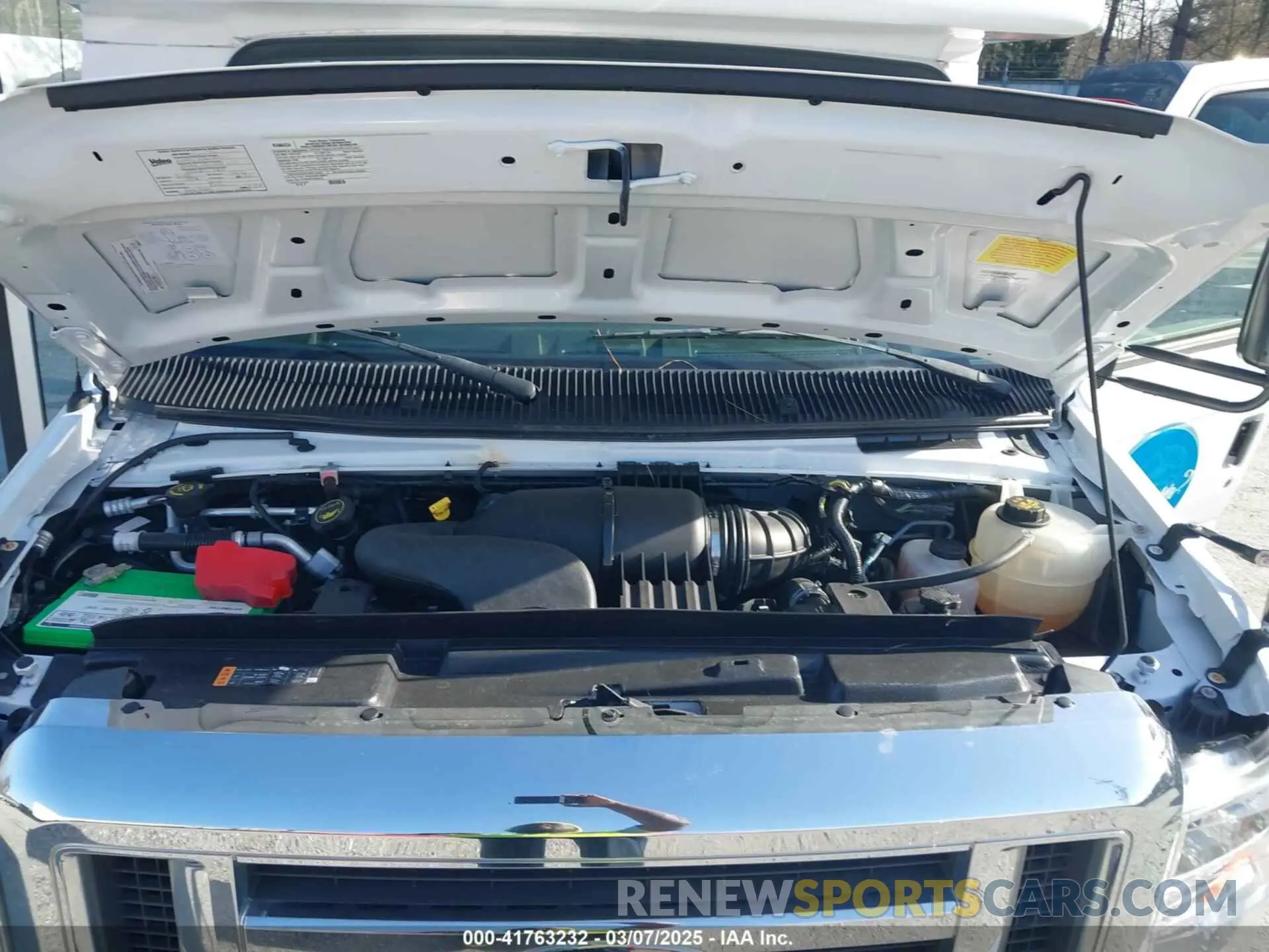 9 fotografías del automóvil dañado 1FDFE4FS9KDC07361 FORD E-450 CUTAWAY 2019